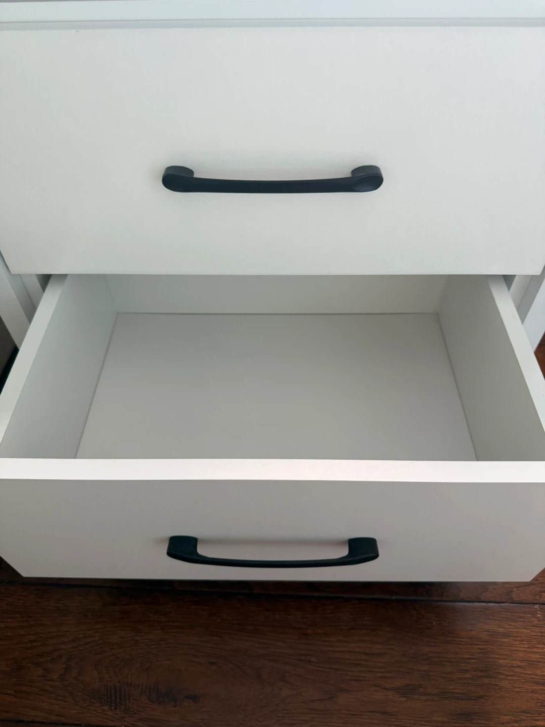 (2) White Night Stands Set and Dresser - photo 2