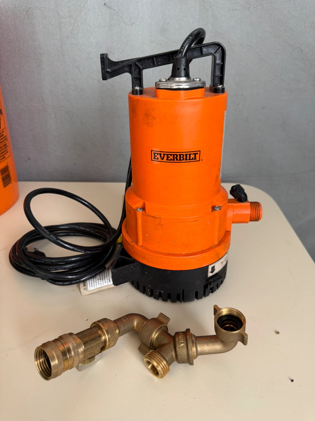 Everbilt 2-In-1 Utility Pump - photo 3
