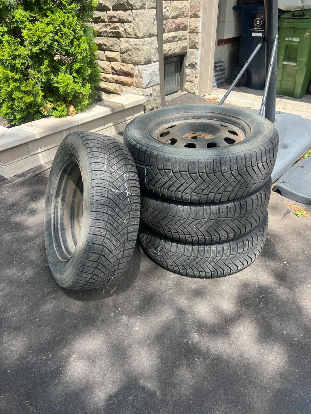 4 x ICE ZERO Winter Tires with Rims 225/65 R17