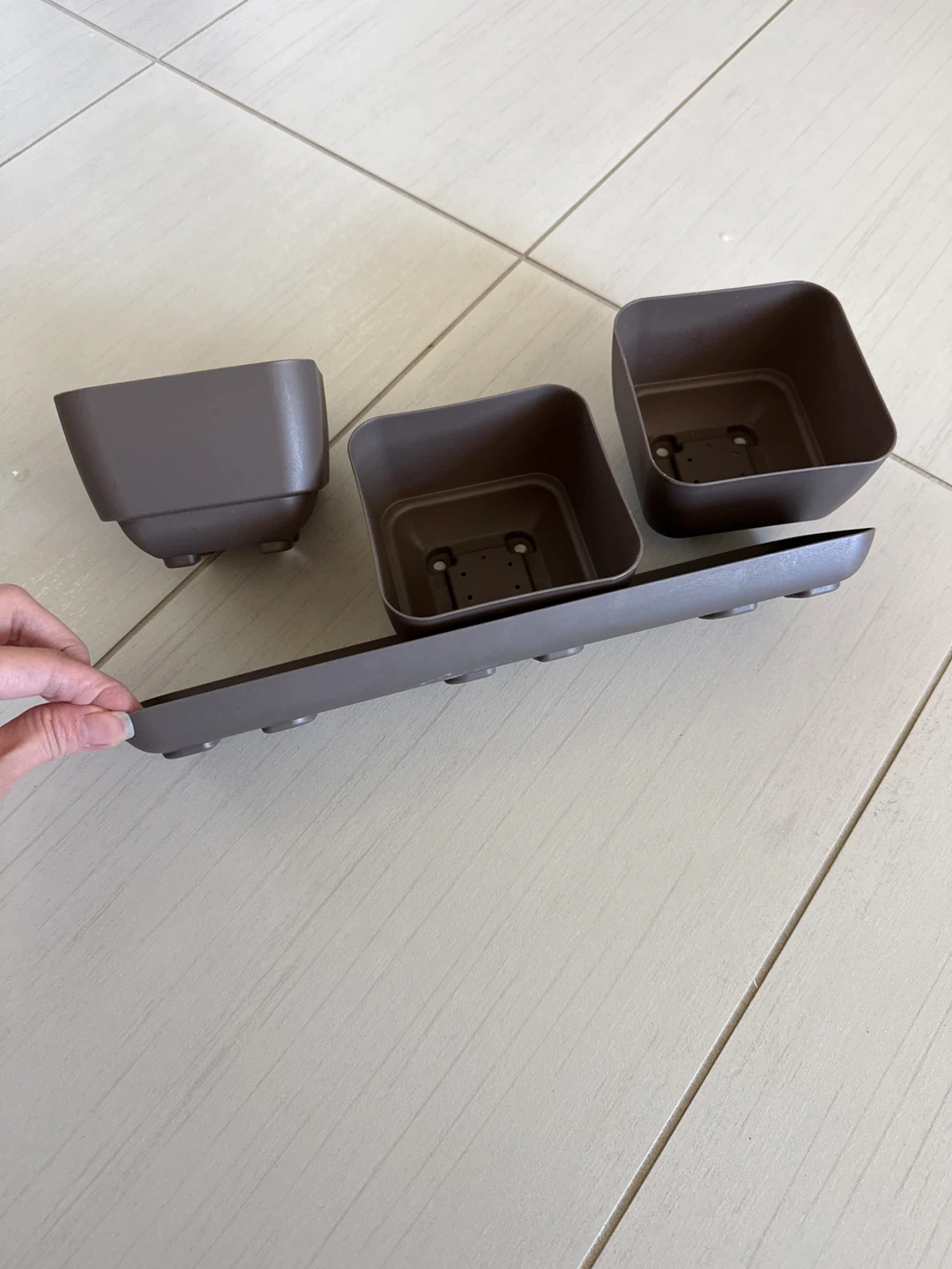 Set of 3 Brown Square Planters with Drip Tray - photo 4