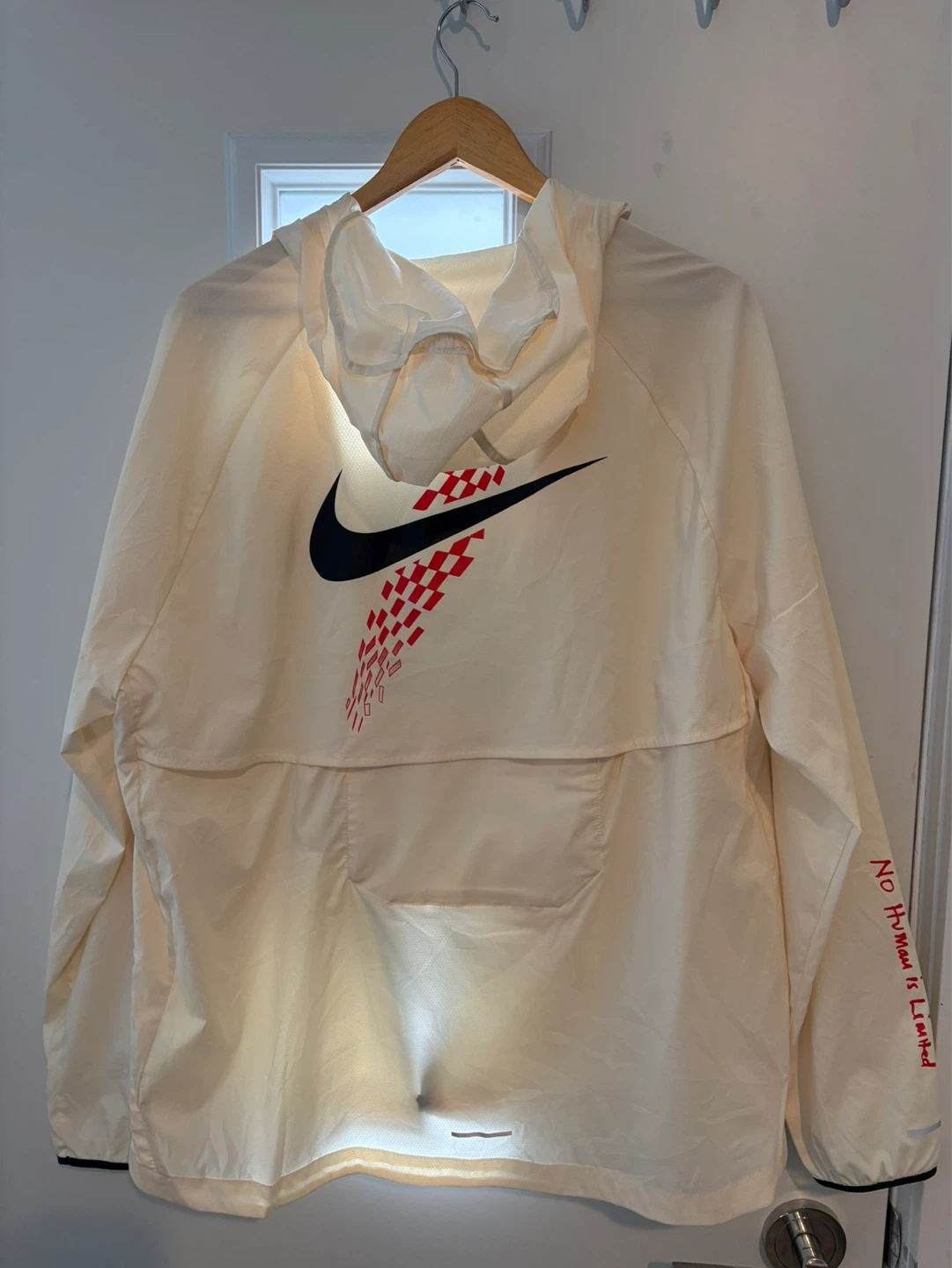 Nike Running Jacket Size L - photo 3