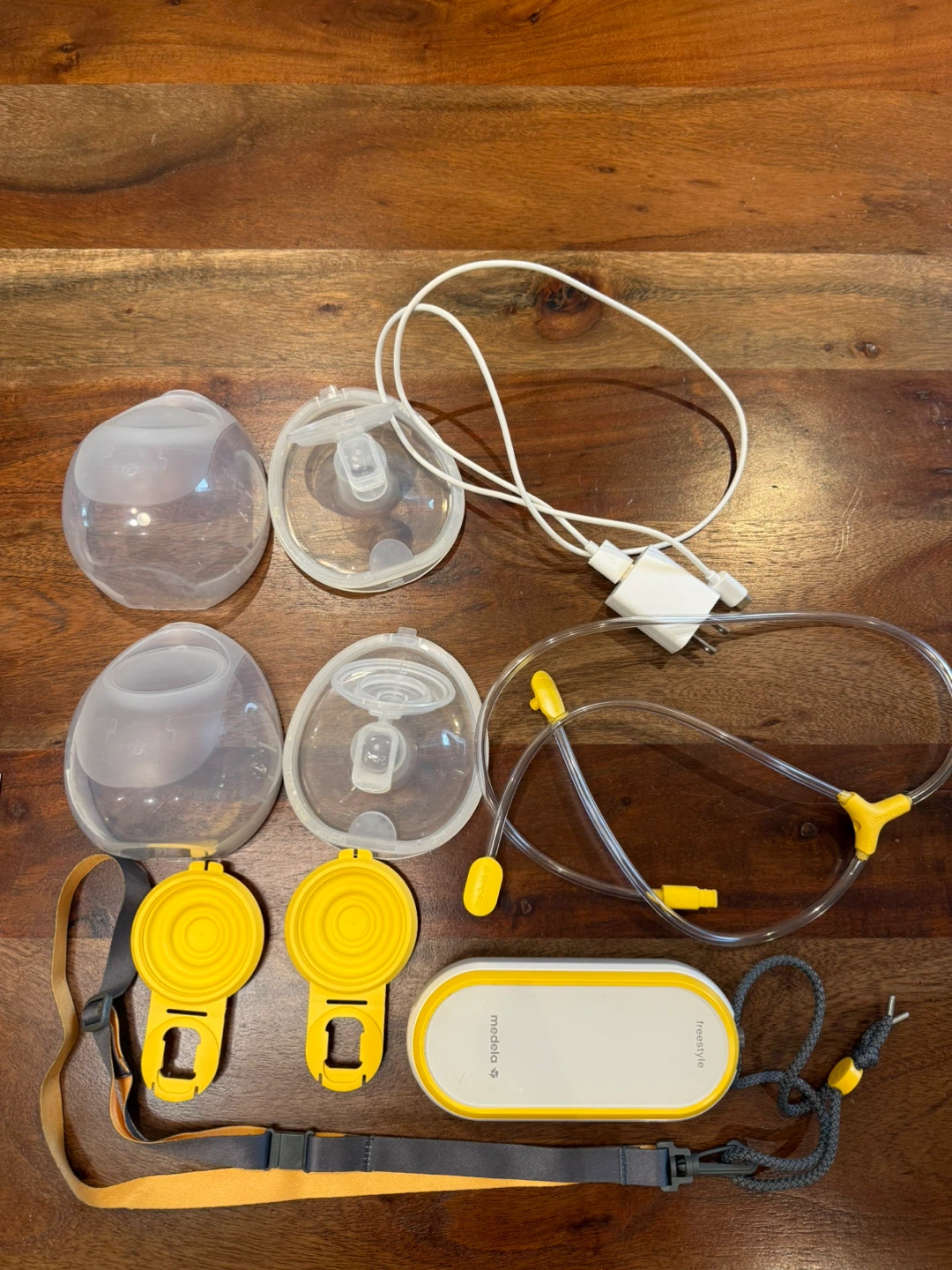 Medela Freestyle Hands-Free Pump - photo 2