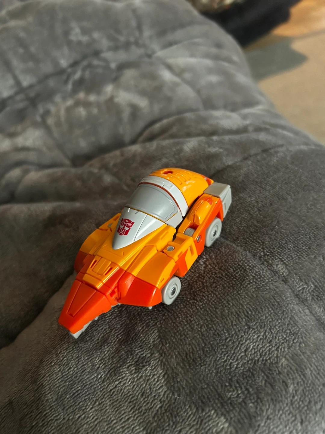 Transformers retro Wheelie - photo 3