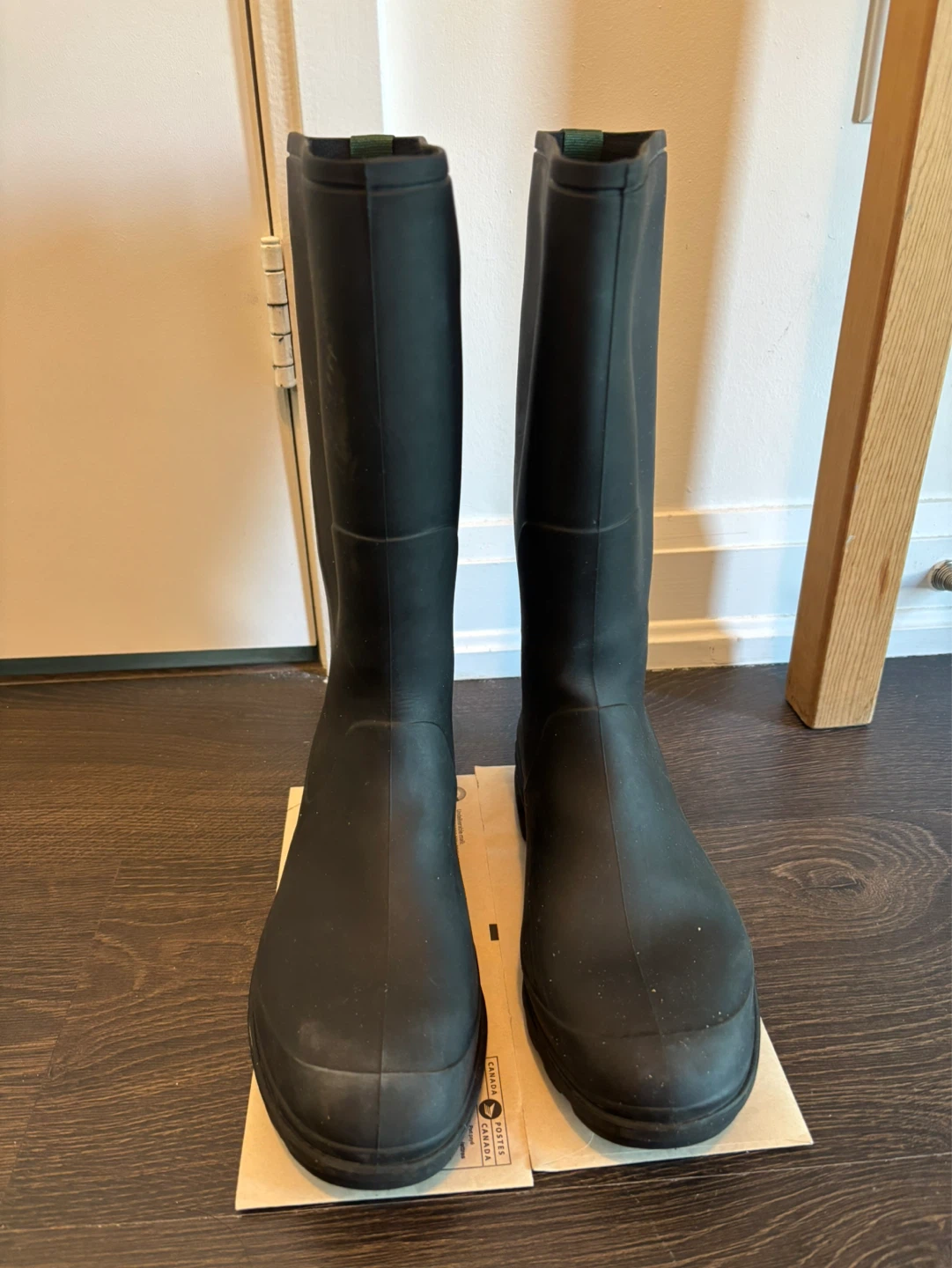 Kamik Black Rubber Rain Boots