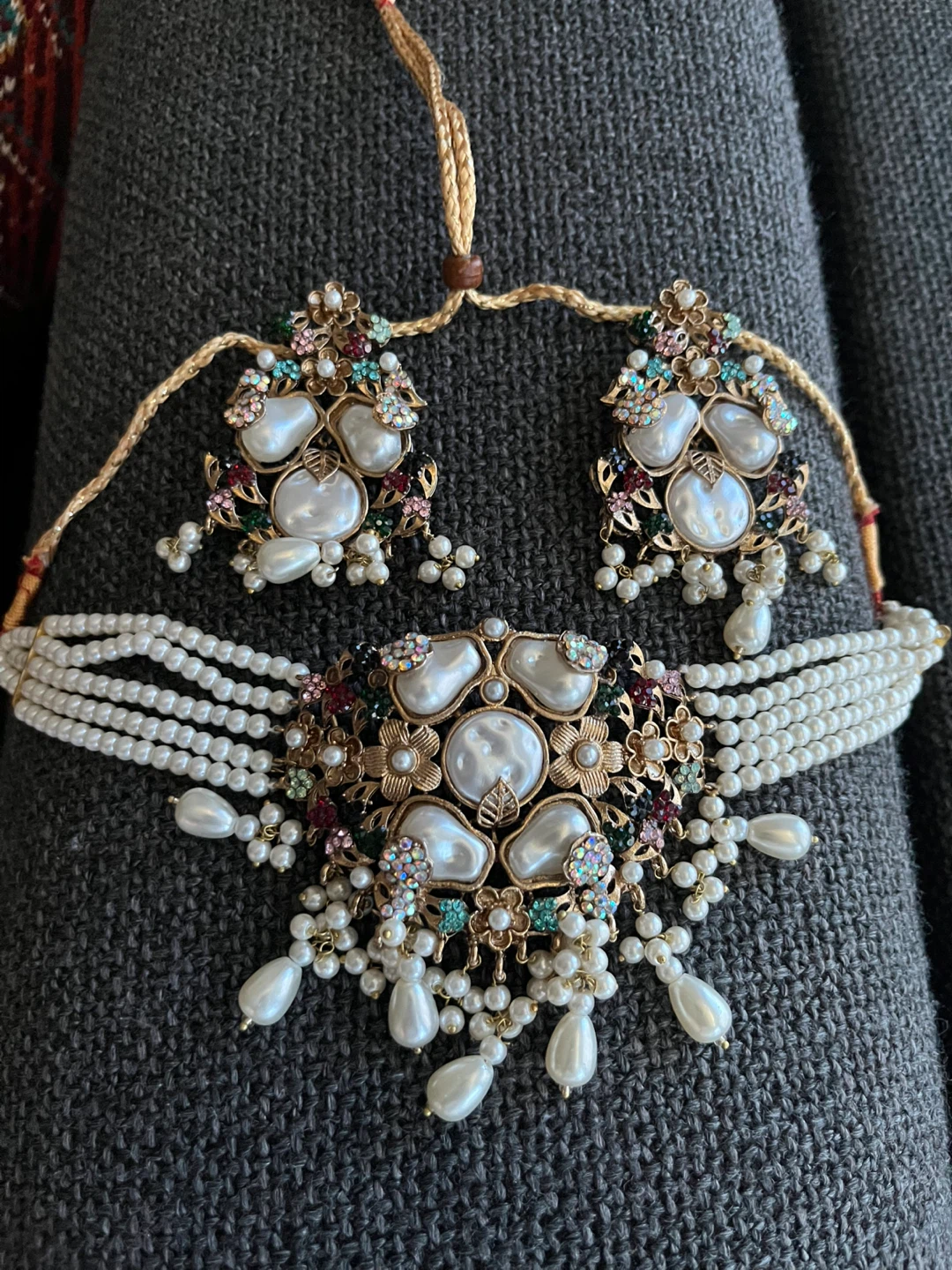 Choker Necklace and Earrings Set