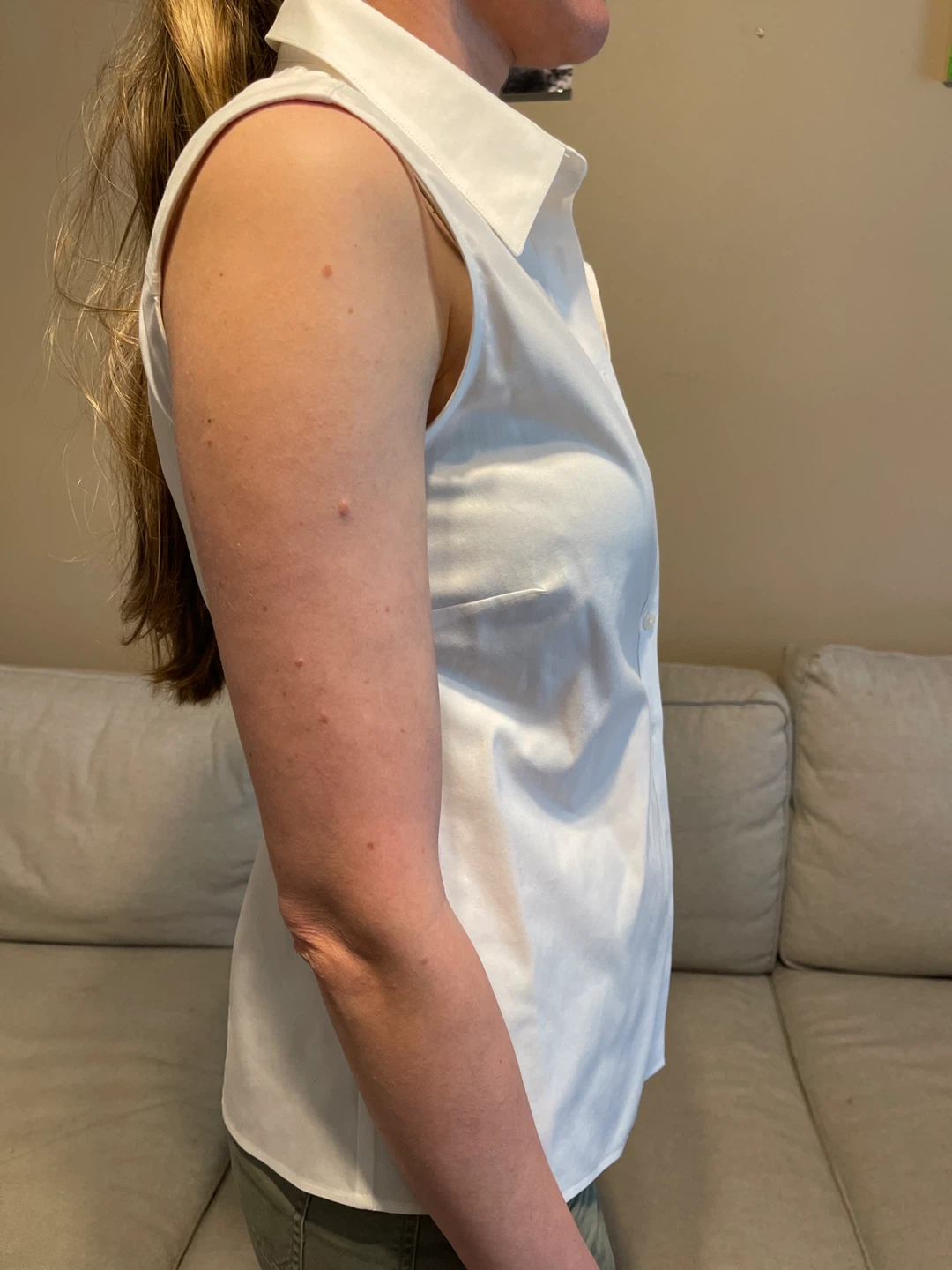 White Sleeveless Button-Up Shirt - photo 3