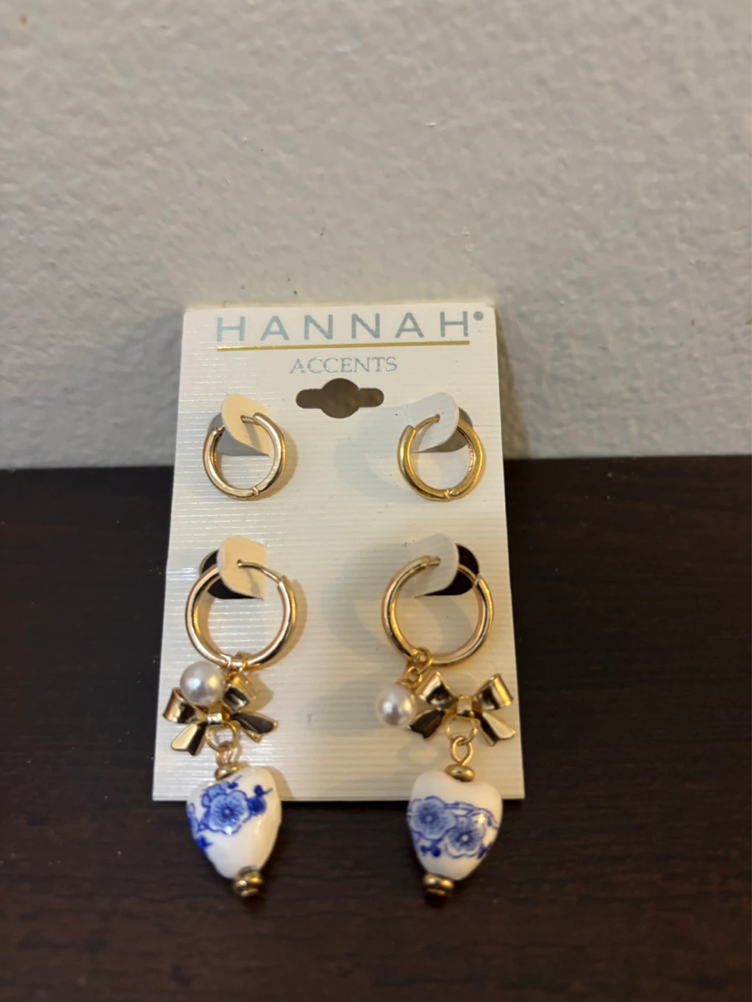 NEW-Hannah Accents Blue Floral Heart Hoop Earrings Set