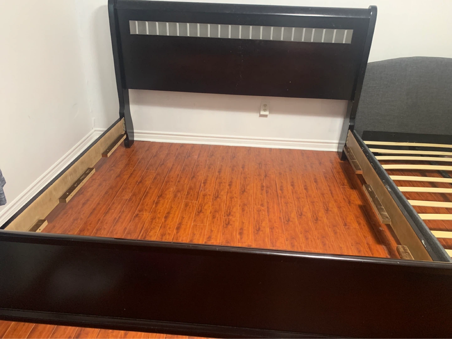 Dark Wood Sleigh Bed Frame - king Size