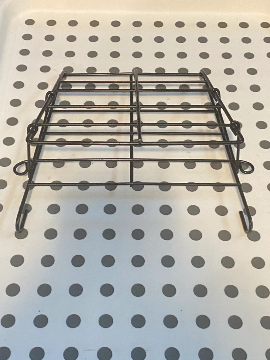 Black Wire Hanging Rack - Hay Holder for Small Animals - photo 2