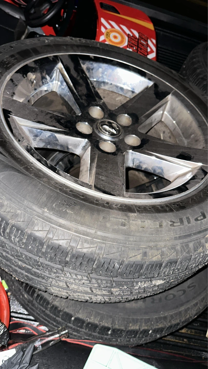 Pirelli Scorpion STR Tires with Chrome Rims - photo 3