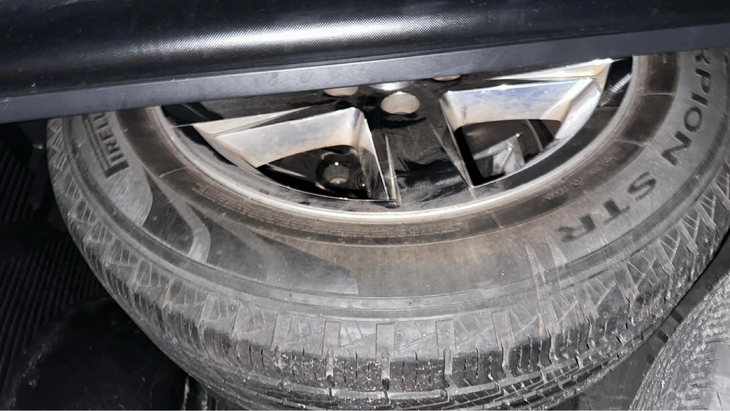 Pirelli Scorpion STR Tires with Chrome Rims - photo 4