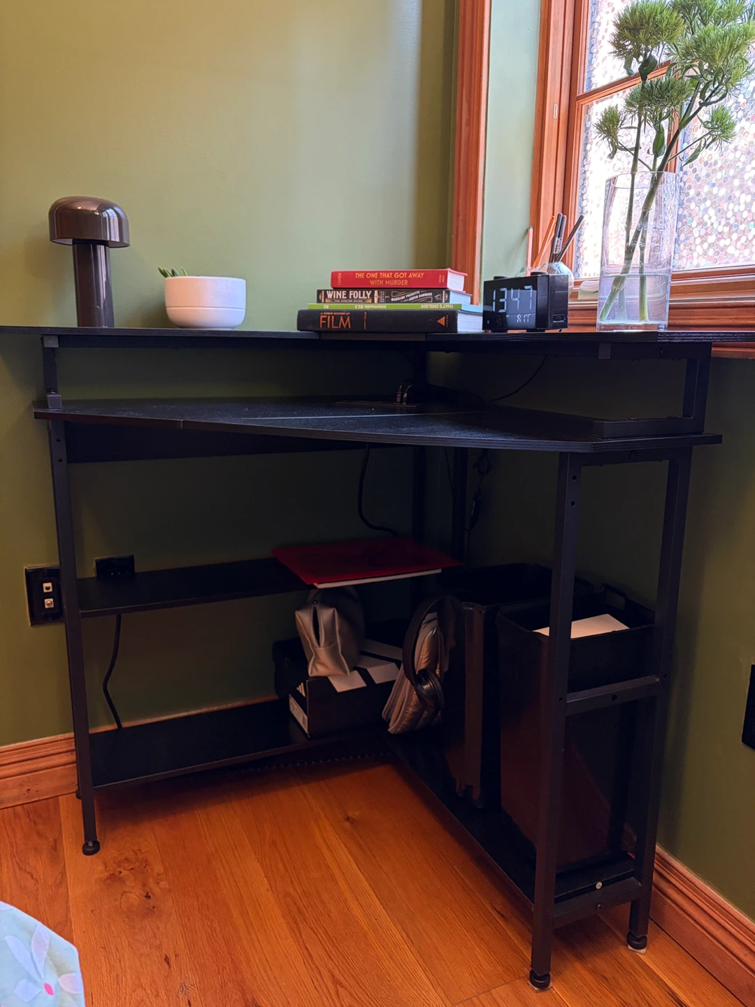 Black Corner Desk  (like new) - photo 4