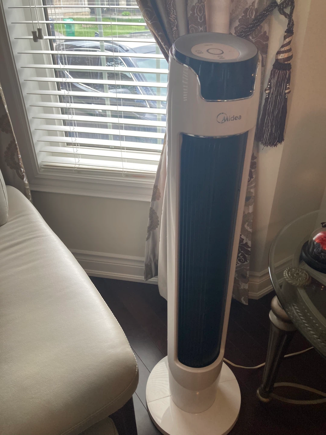 Midea Tower Fan - photo 4