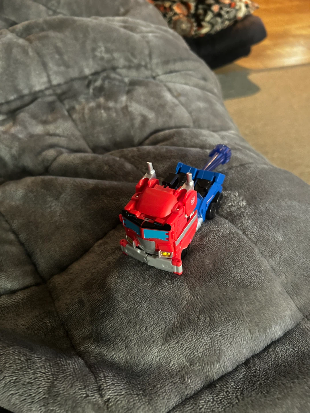 Transformers Optimus Prime Robot Action Figure - photo 3