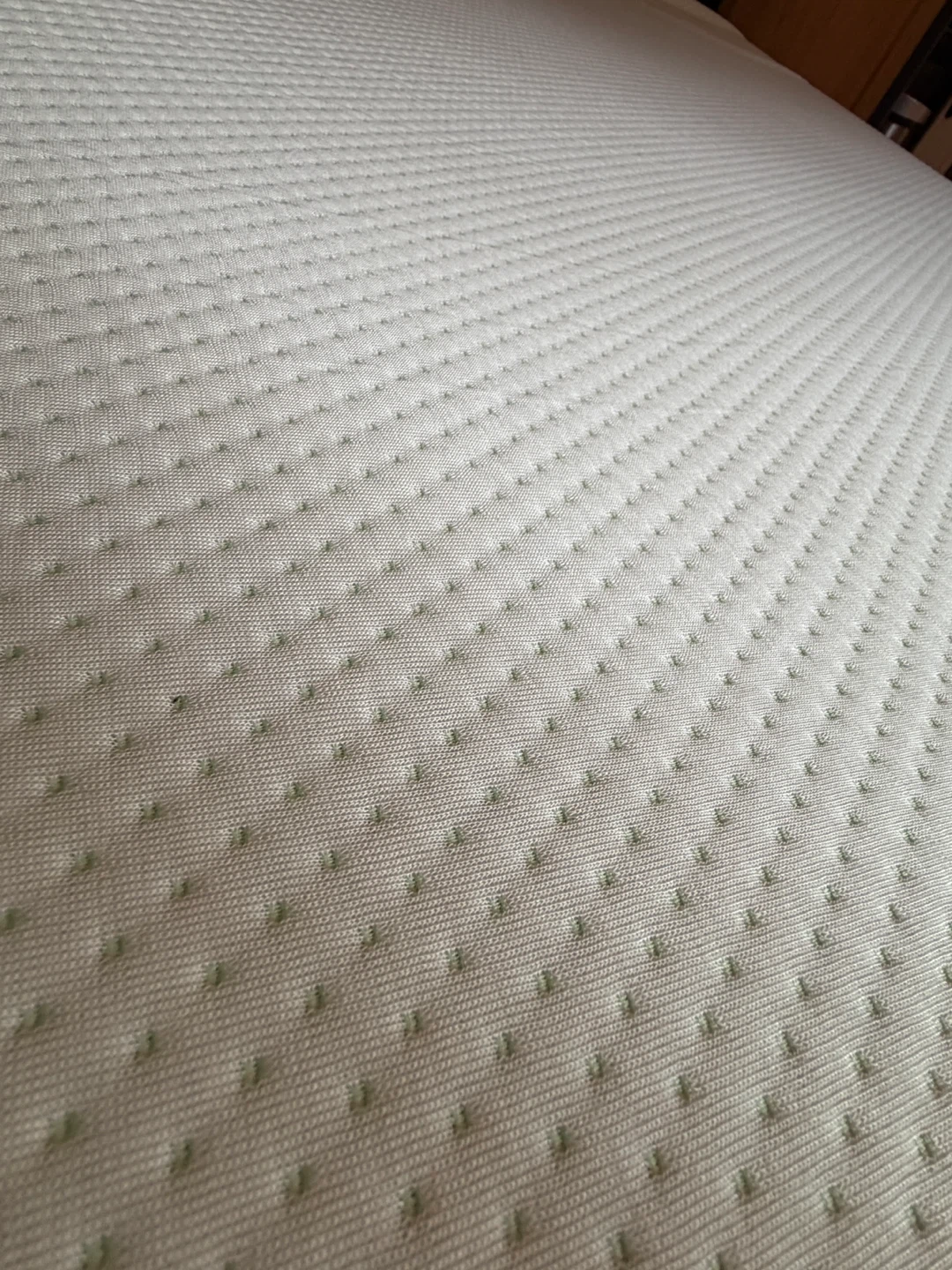 White Queen Size Mattress. - photo 3