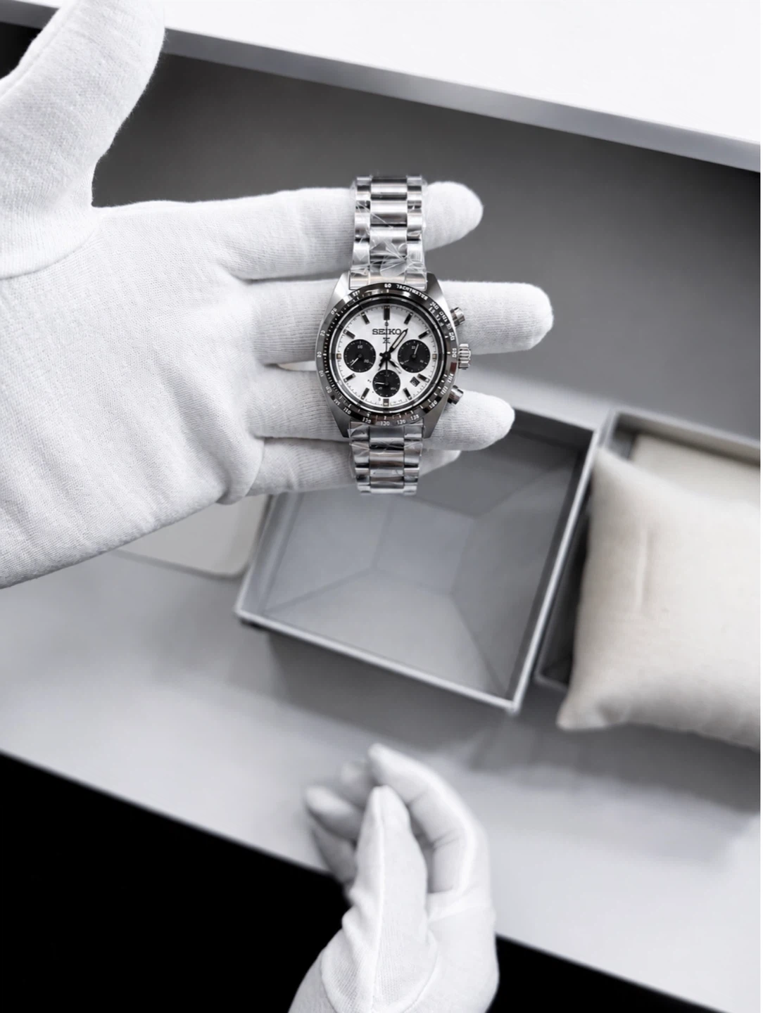 Seiko Prospex Speedtimer Panda Chronograph - photo 3