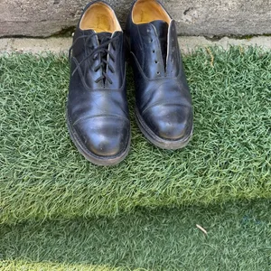 Black Leather Cap Toe Oxford Shoes