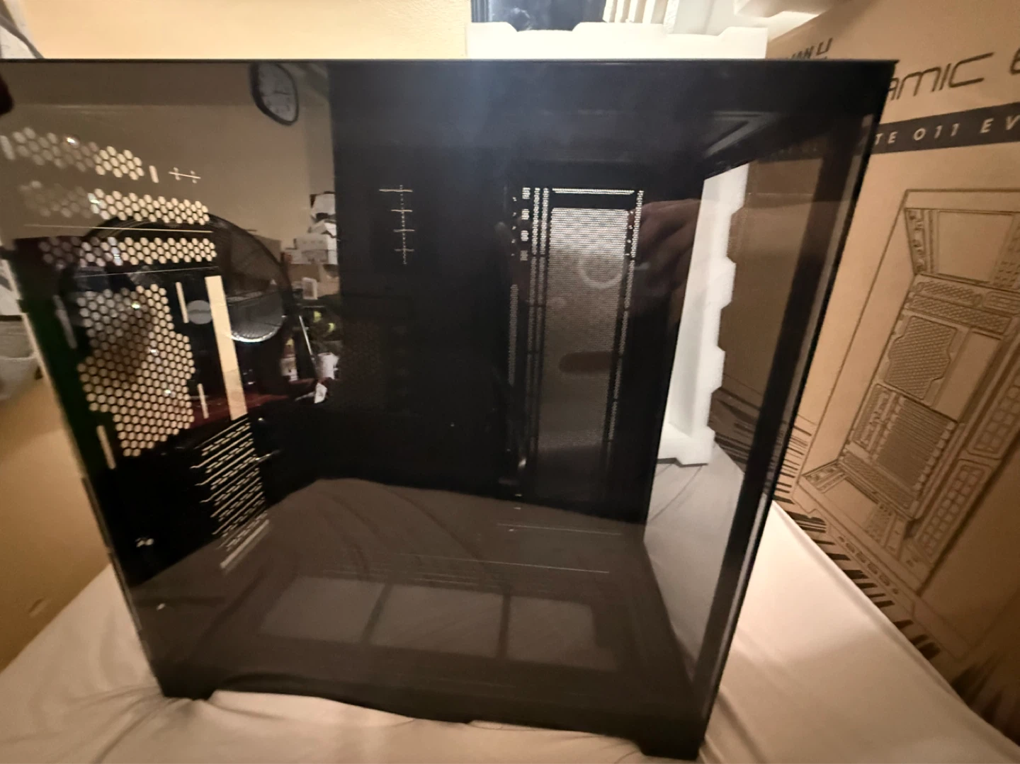 Lian Li O11 Dynamic EVO XL PC Case - photo 2