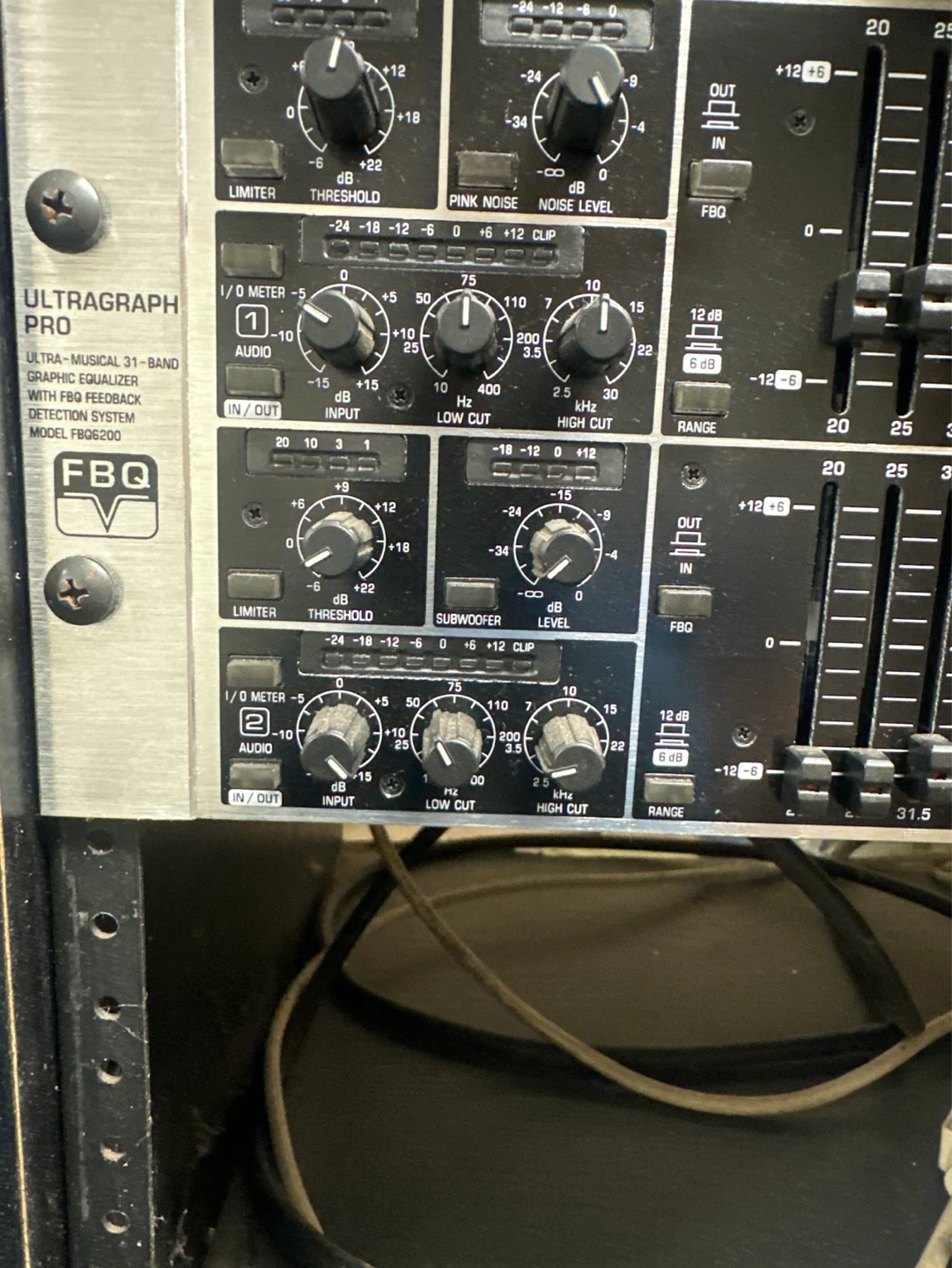 Behringer Ultragraph Pro FBQ6200 31-Band Graphic Equalizer