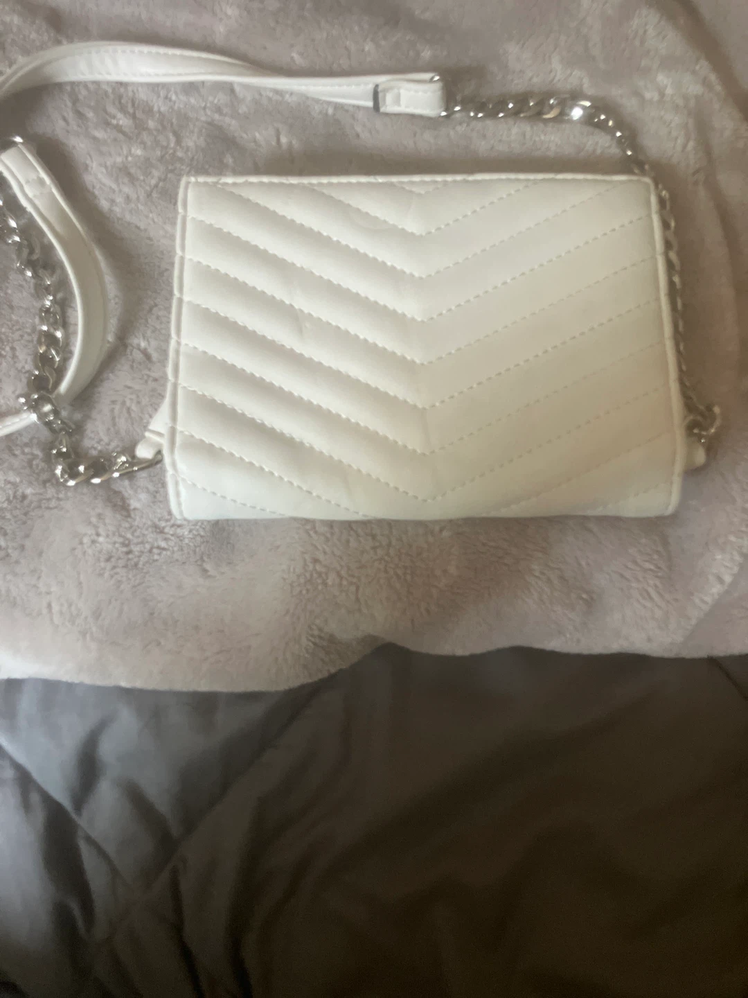 Express White Quilted Crossbody Bag - photo 4