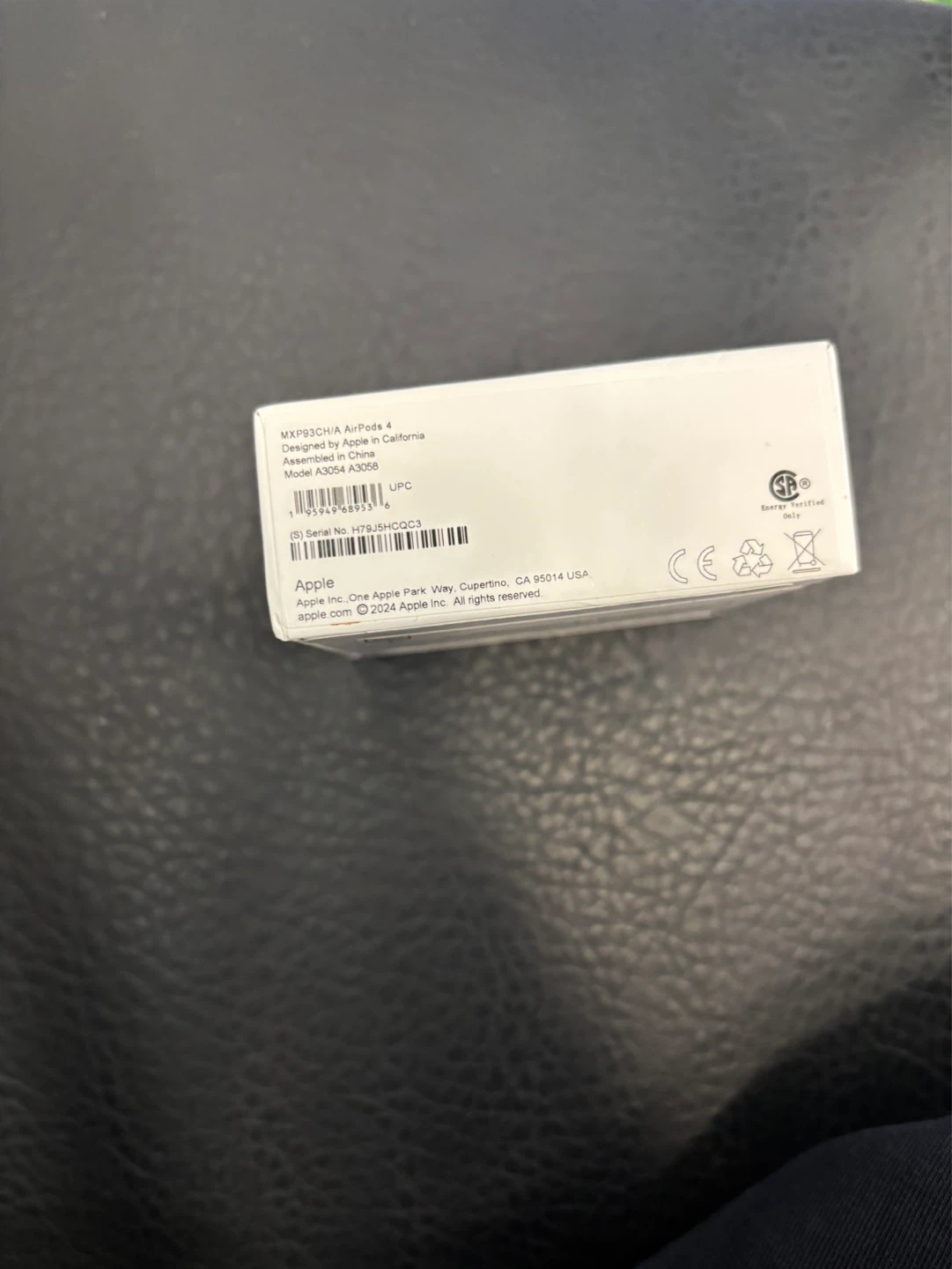 Apple AirPods Pro 2nd gen with Active Noise Cancellation - photo 5