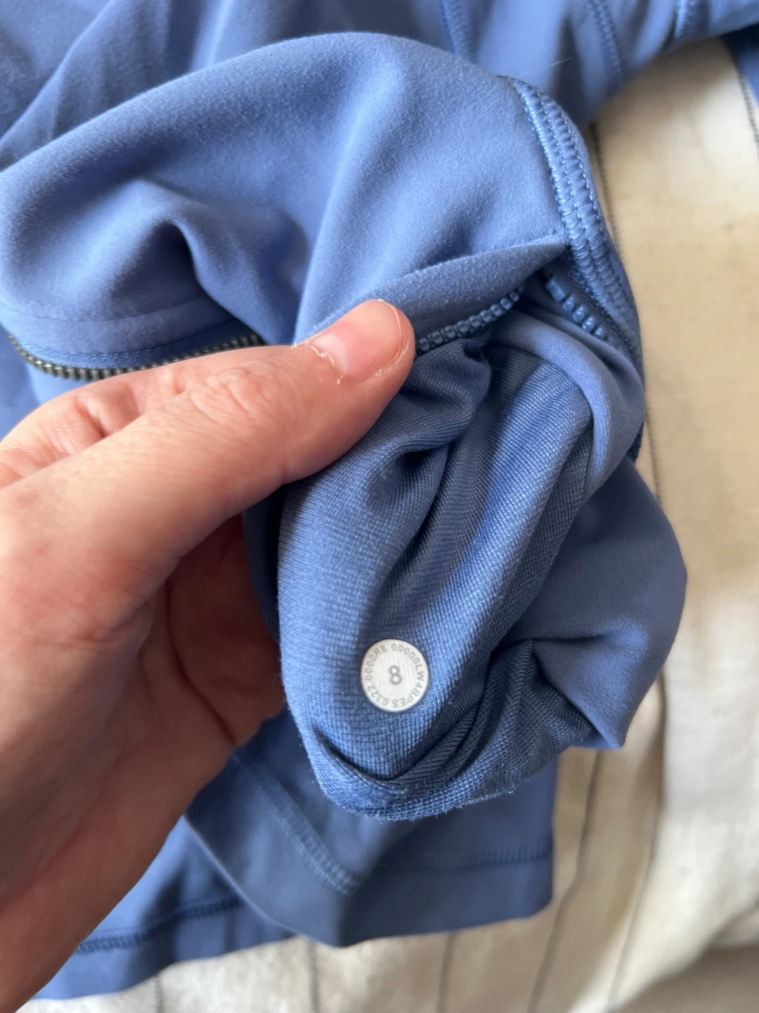 Lululemon Blue nulu Hooded Jacket Size 8 - photo 3