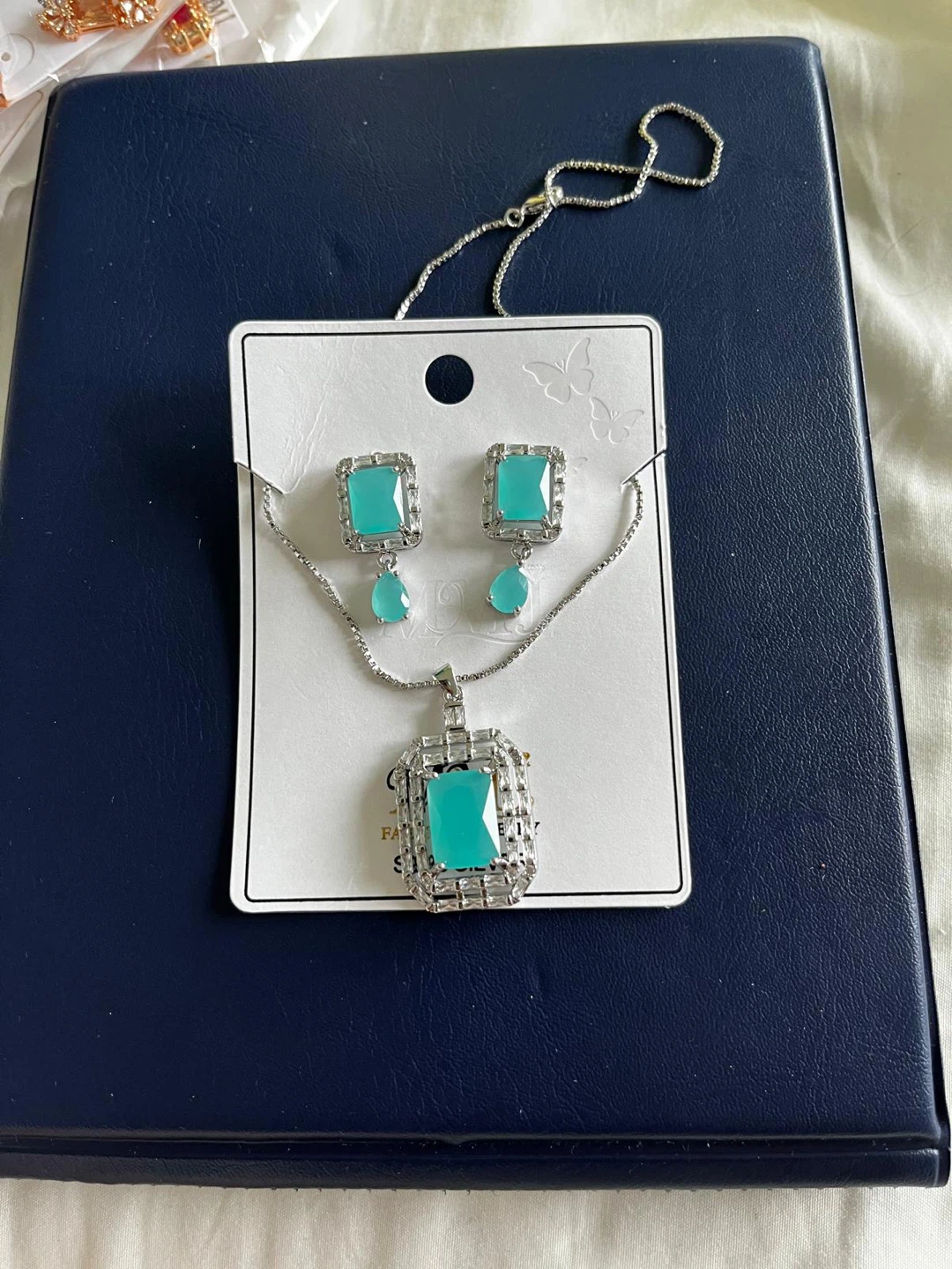 Fashion Jewelry Necklace and Earring Set