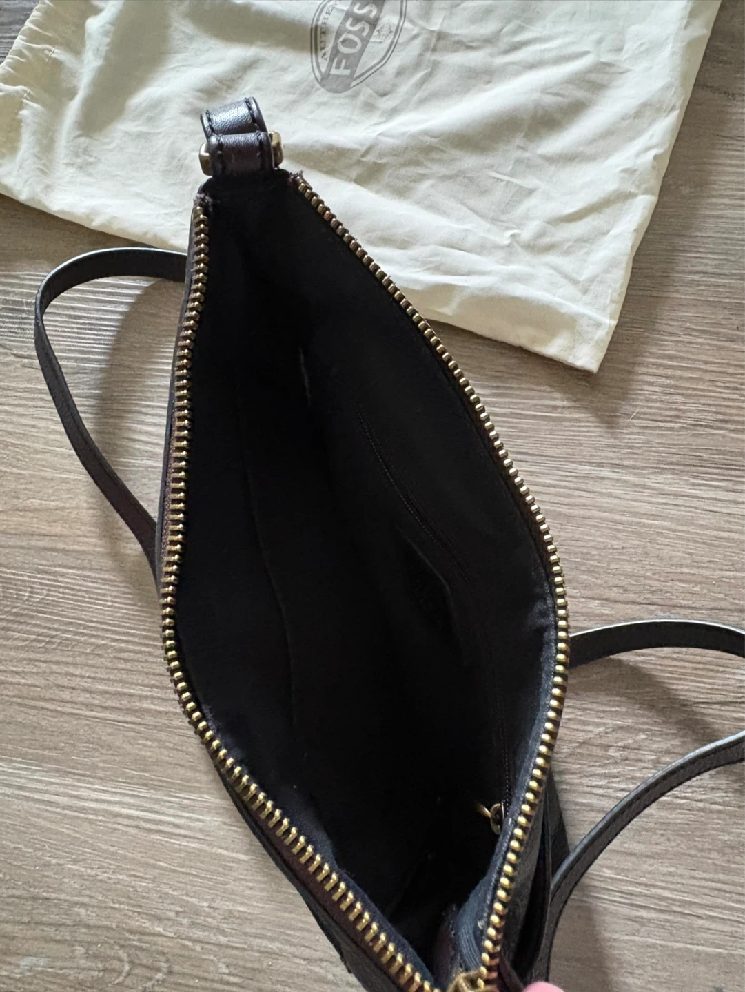 Fossil Black Leather Crossbody Bag with Dust Bag - photo 4