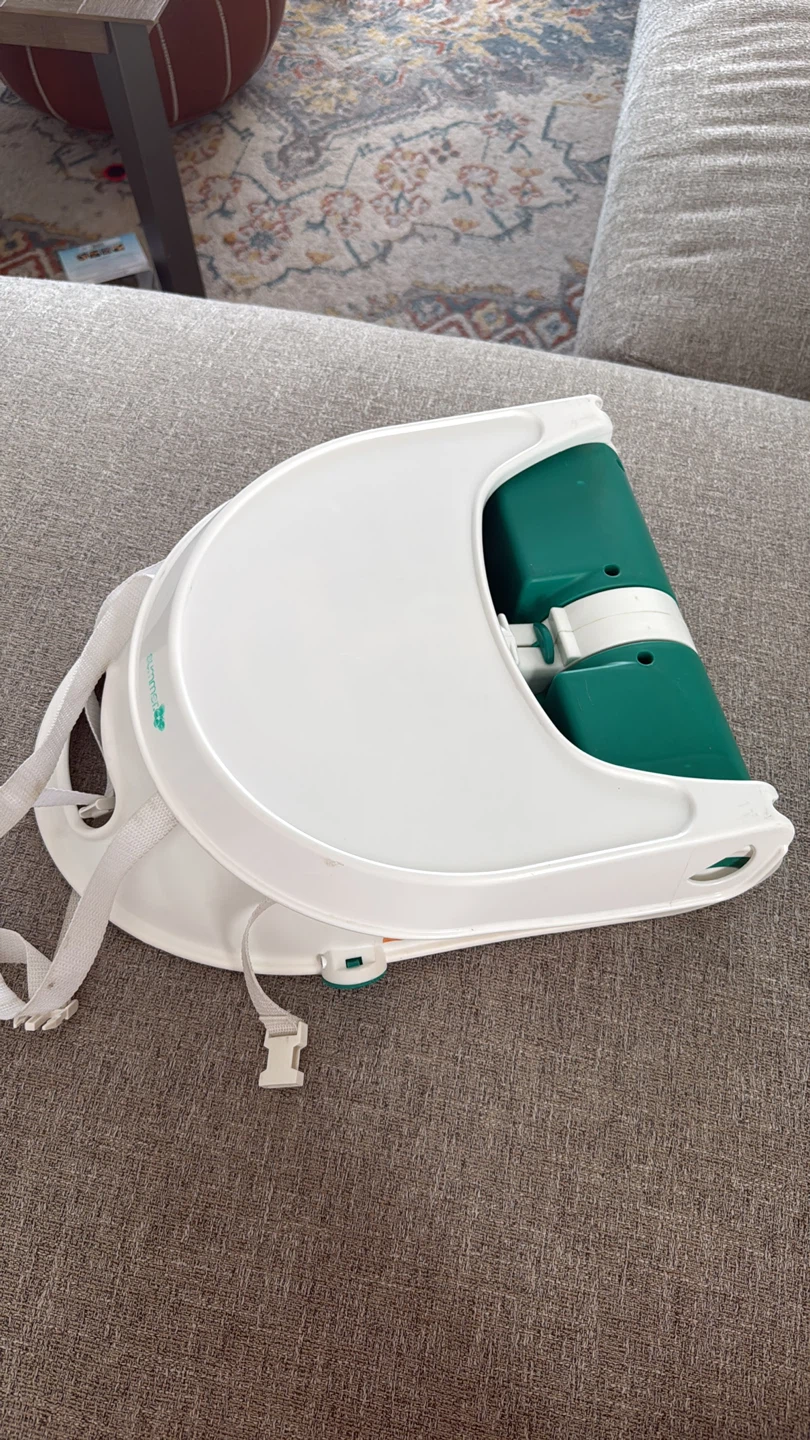 Summer Infant Sit n’ Style folding booster seat - photo 2