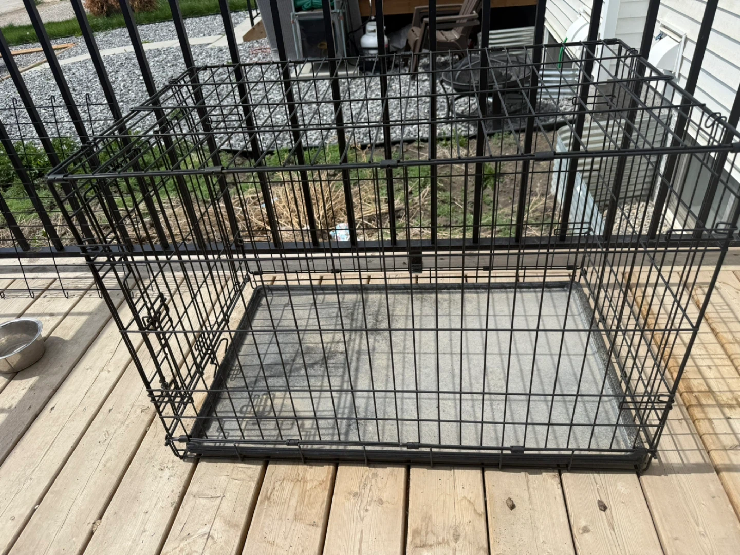 Black Wire Dog Crate with Tray