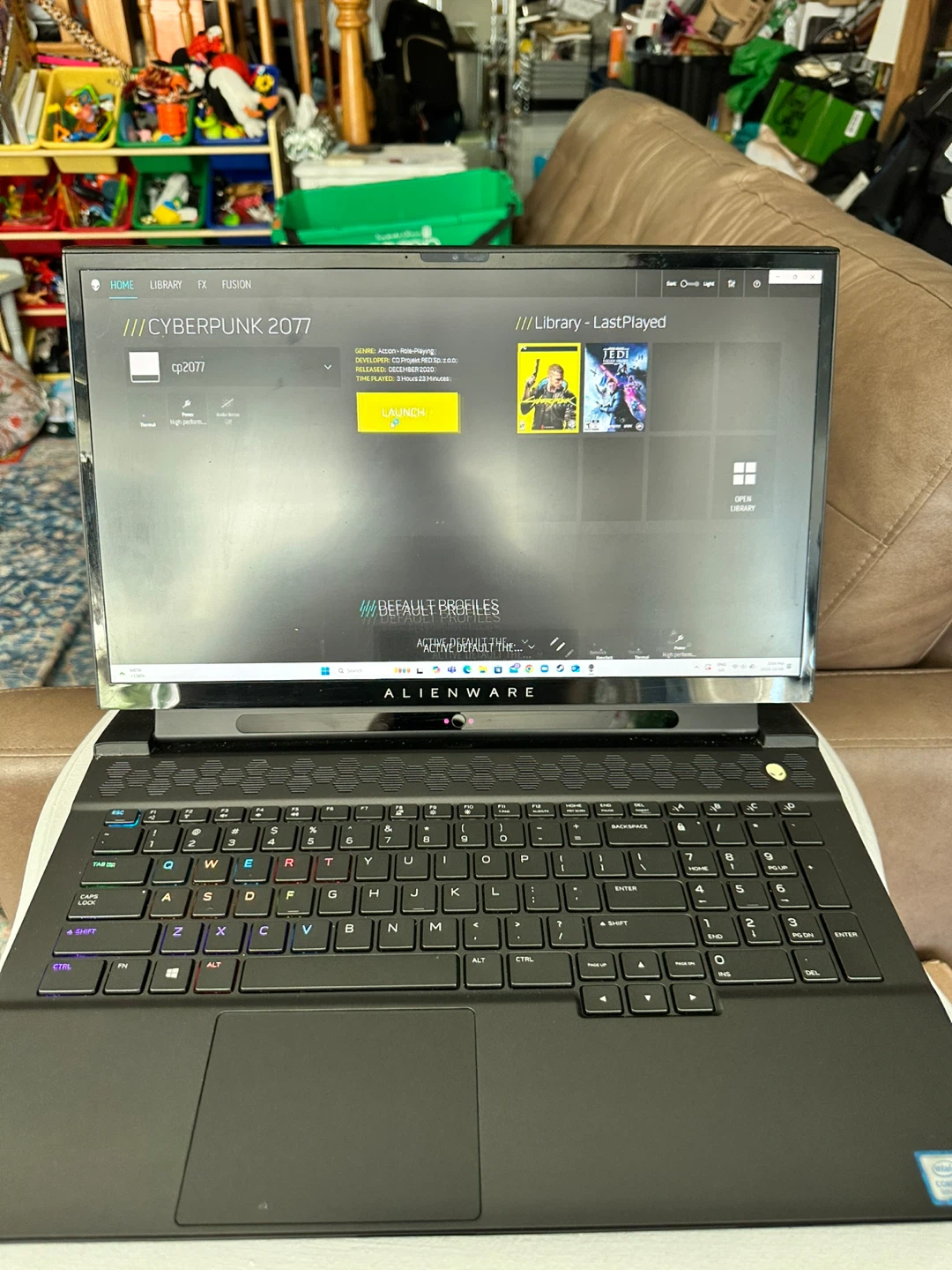Alienware Gaming Laptop 17inch - photo 2