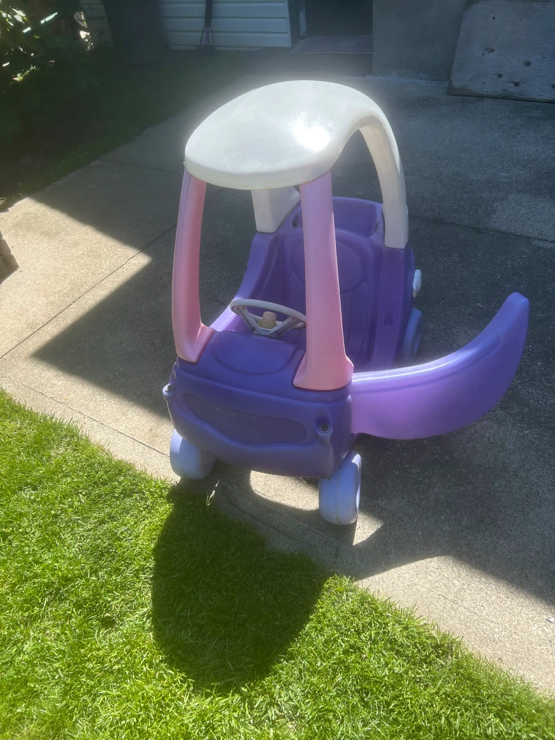 Little Tikes Cozy Coupe Ride-On Car $10 - photo 2