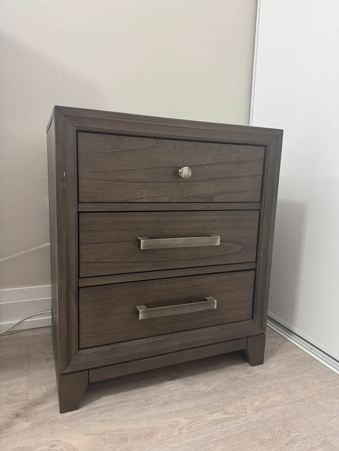 Dark Wood Nightstand with 3 Drawers - photo 3