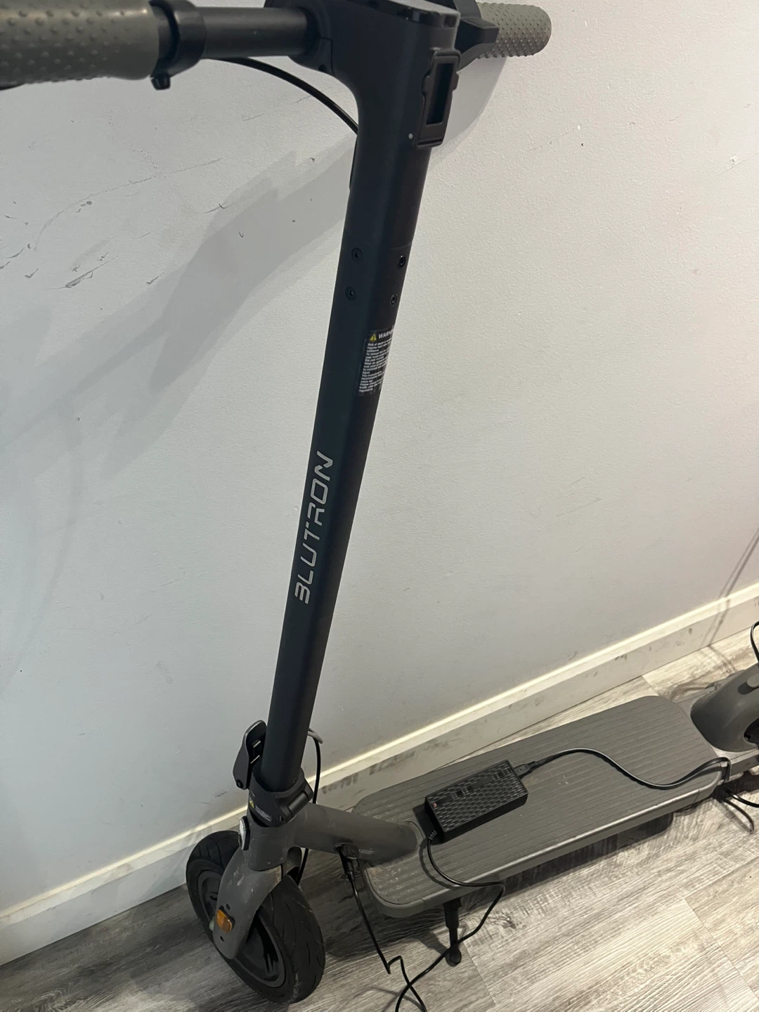 Blutron One S40 Electric Scooter - photo 2