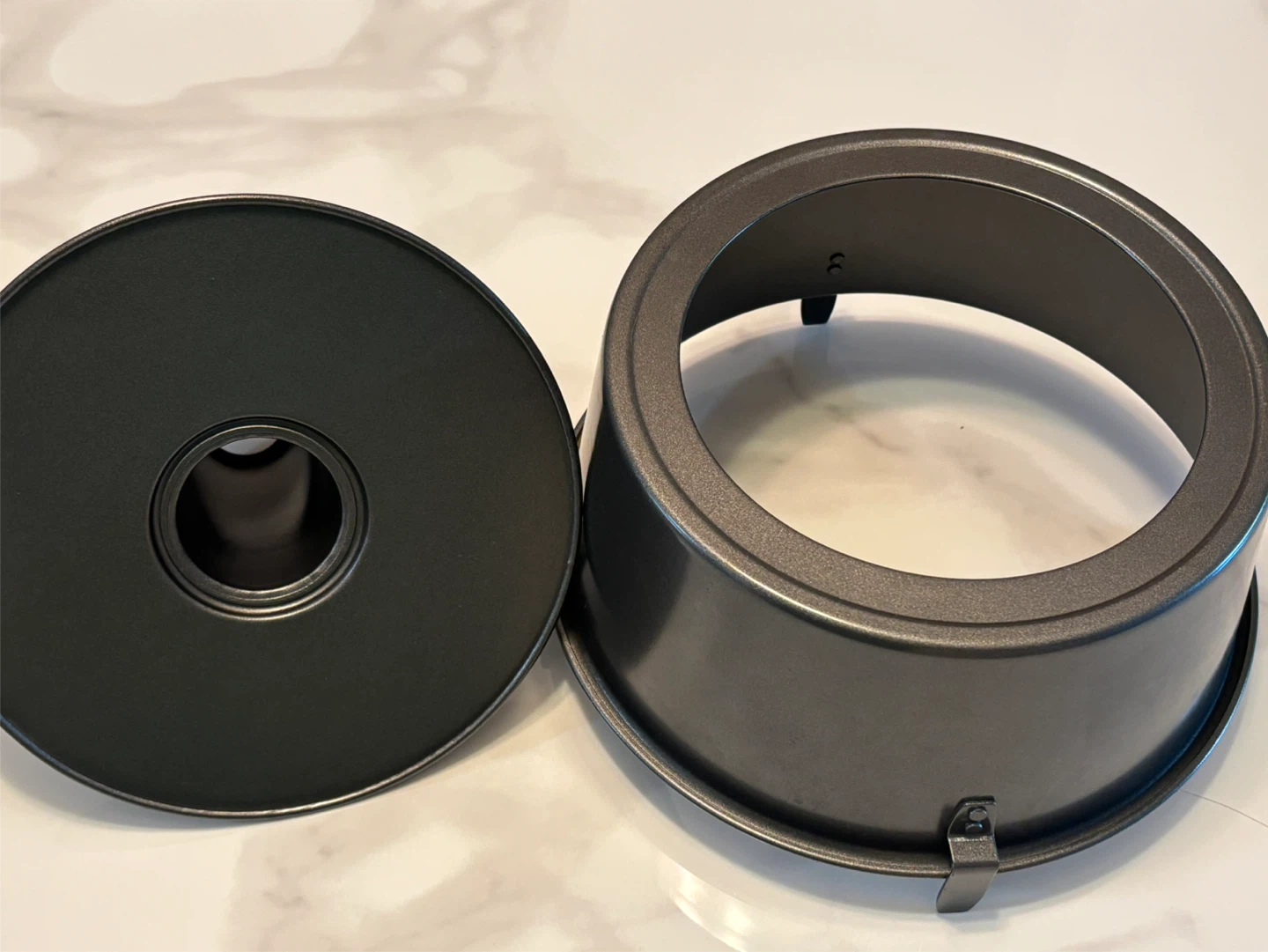 Angel Food Cake Pan with Removable Bottom - photo 2