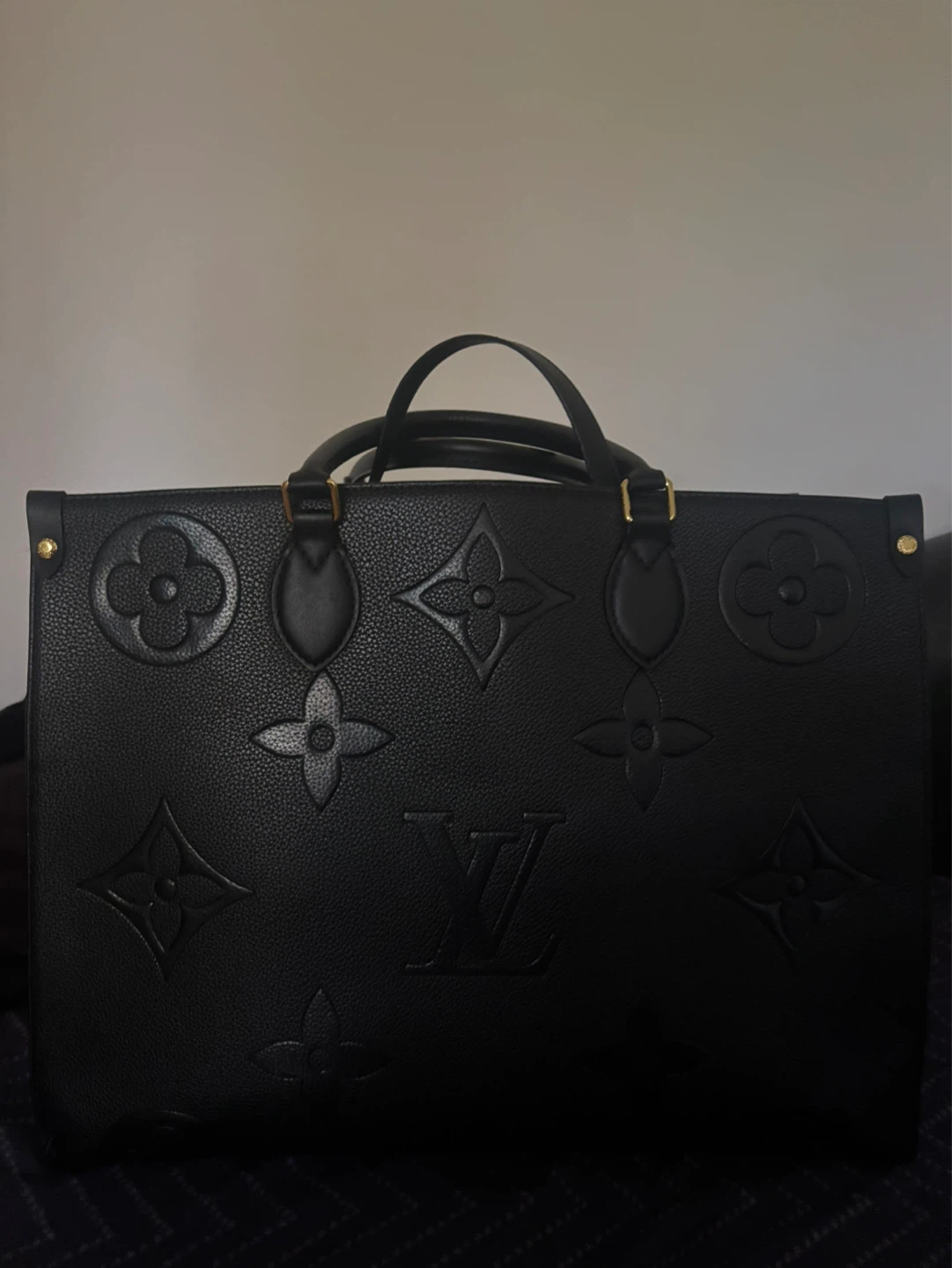 Medium Sized Purse