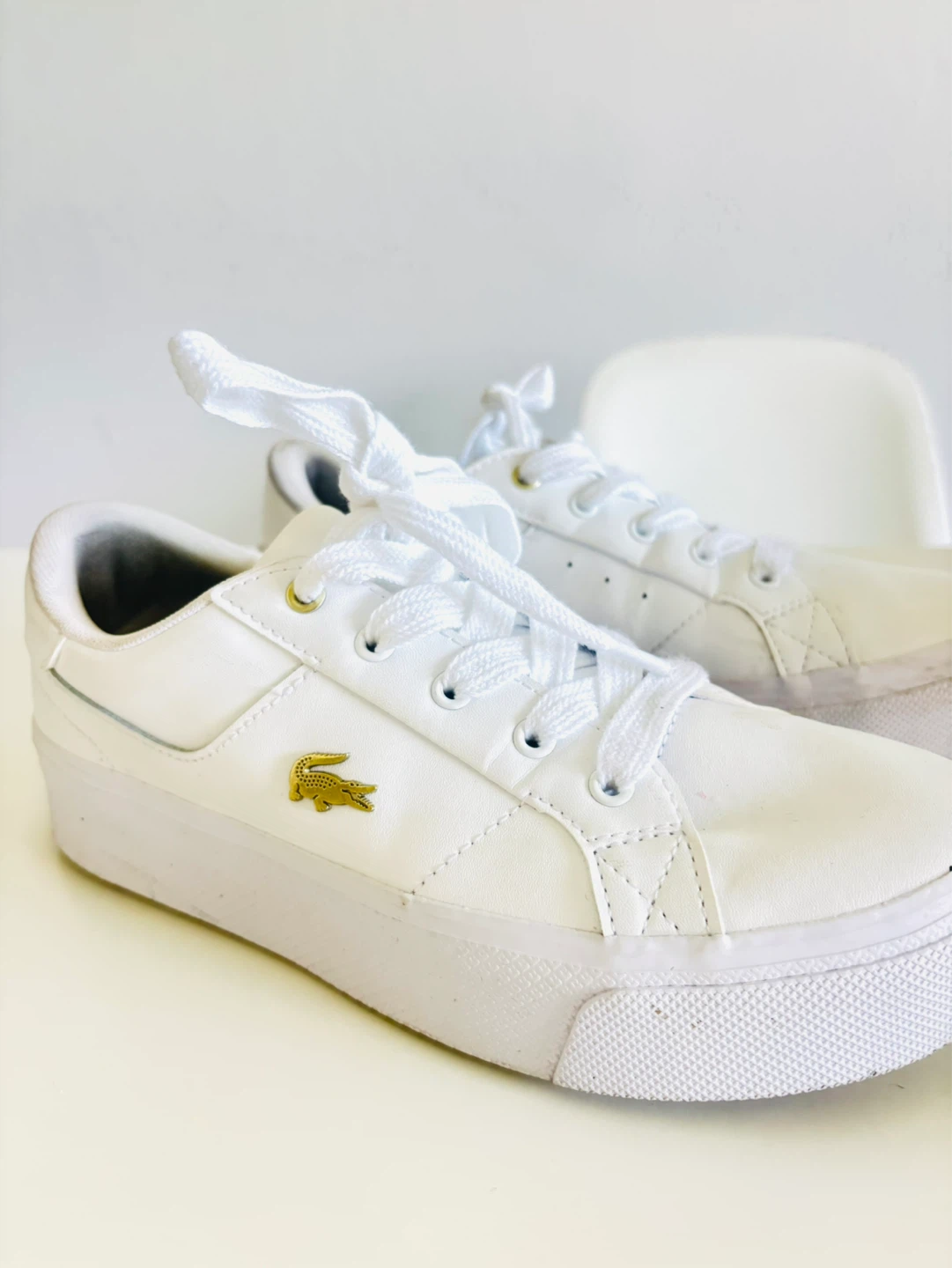 White Lacoste Women's Sneakers - Size 6.5