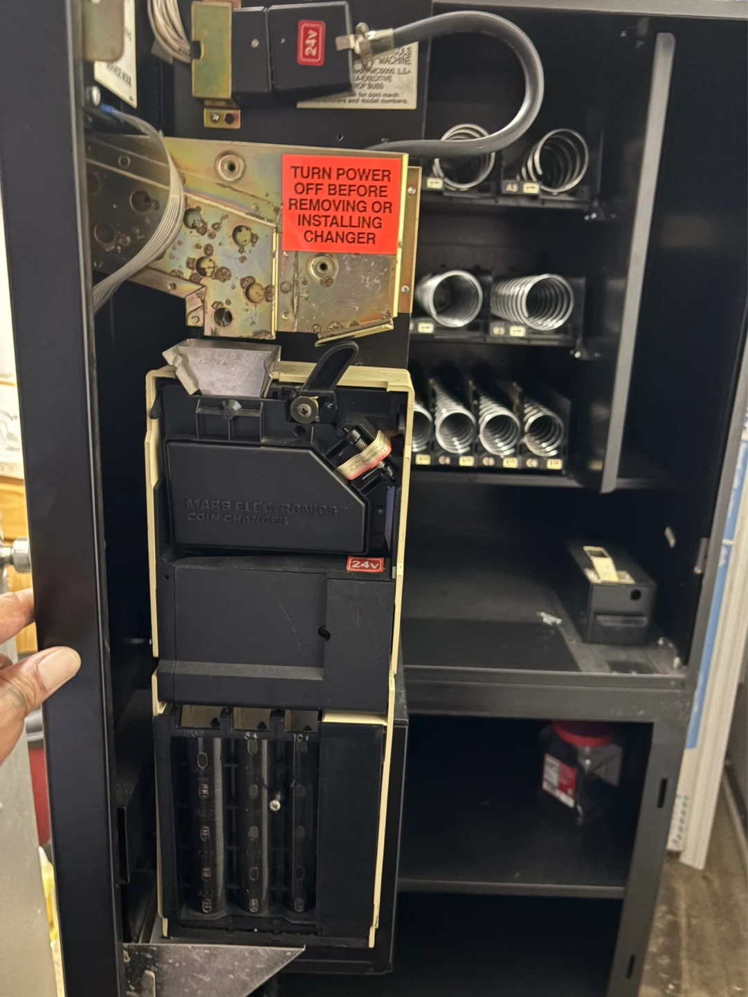 Commercial Vending Machine - photo 4