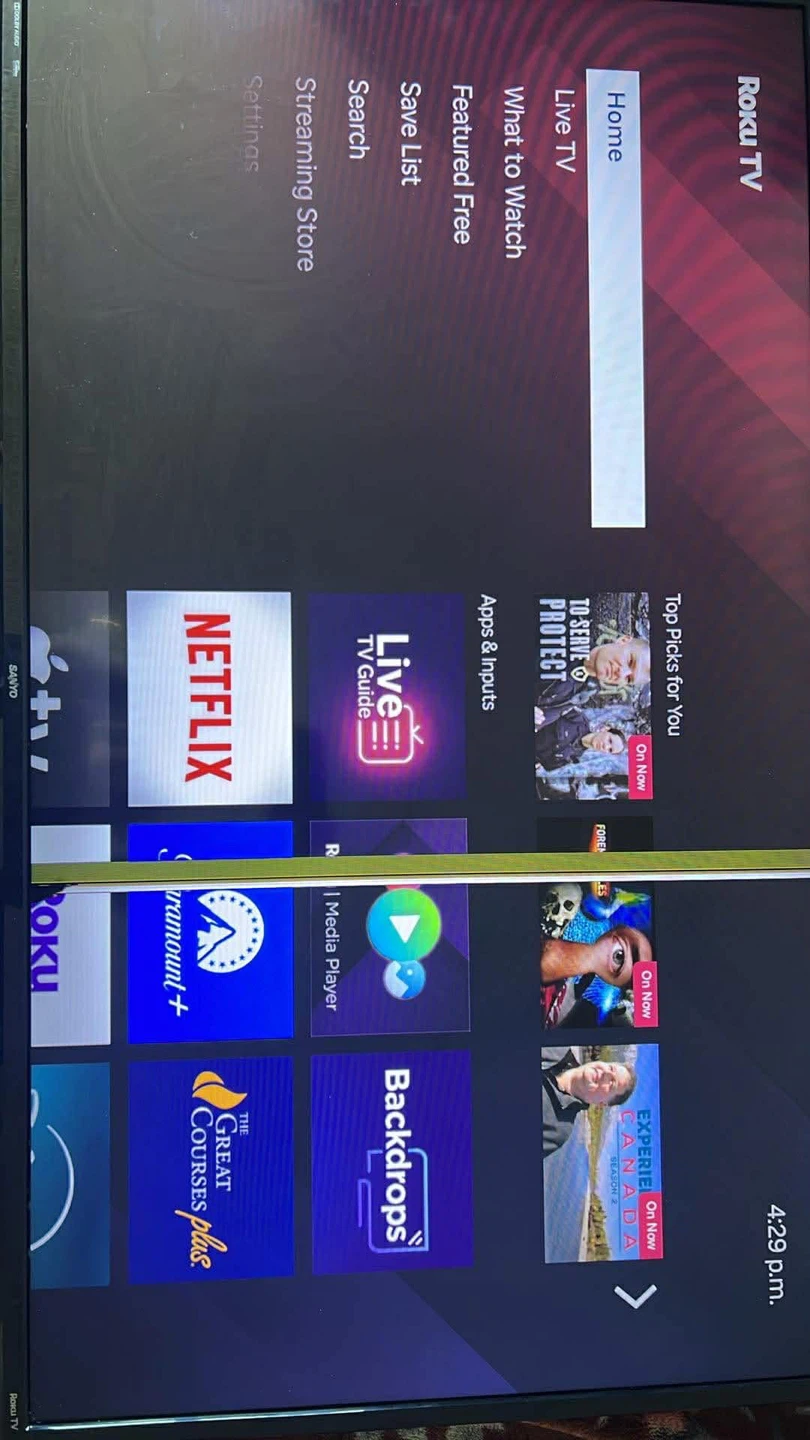 (Has some marks on the screen and lines) Sanyo 50" Smart tv - photo 2
