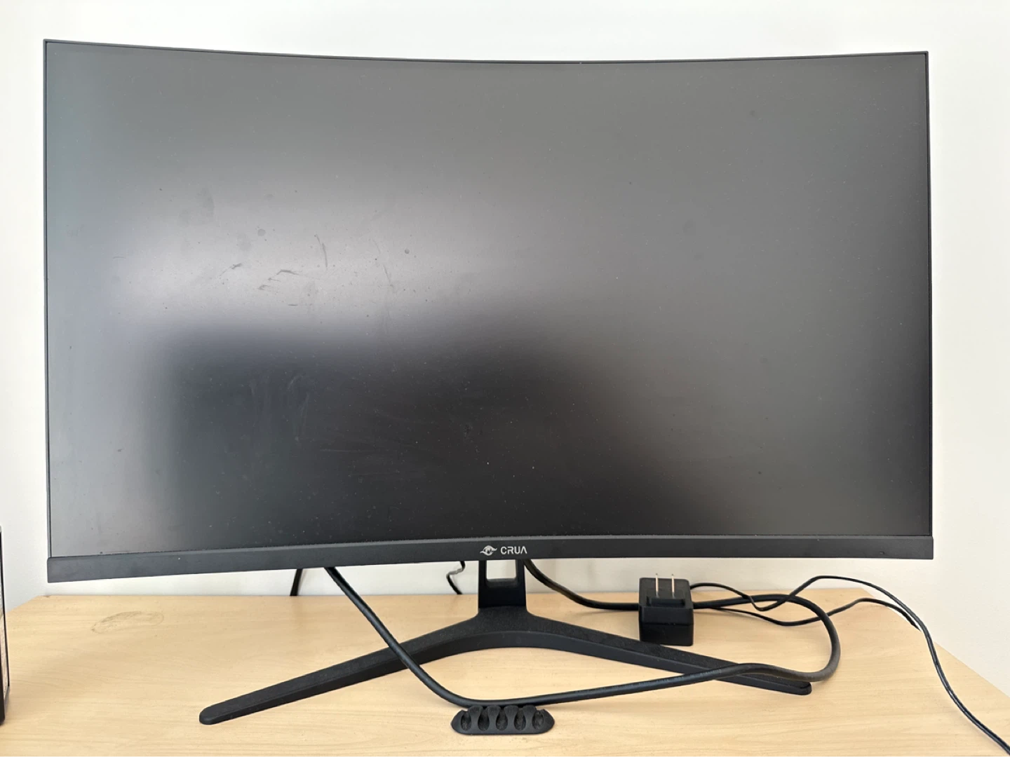 CRUA Curved Monitor - photo 2