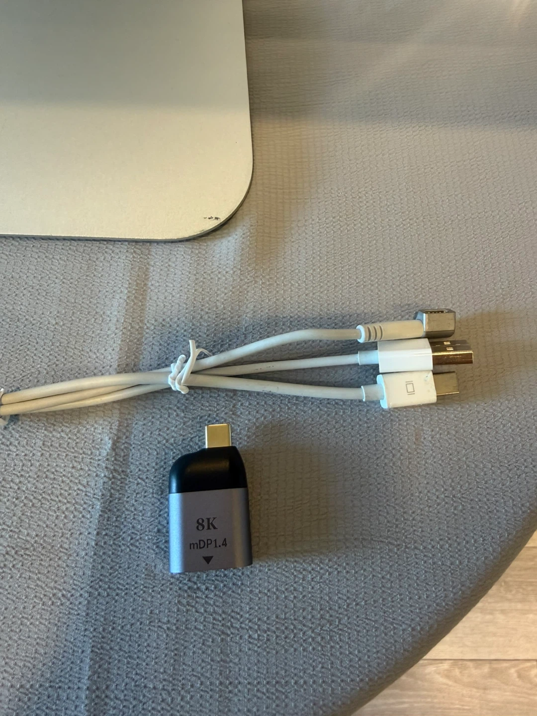 Apple Thunderbolt Display - photo 3