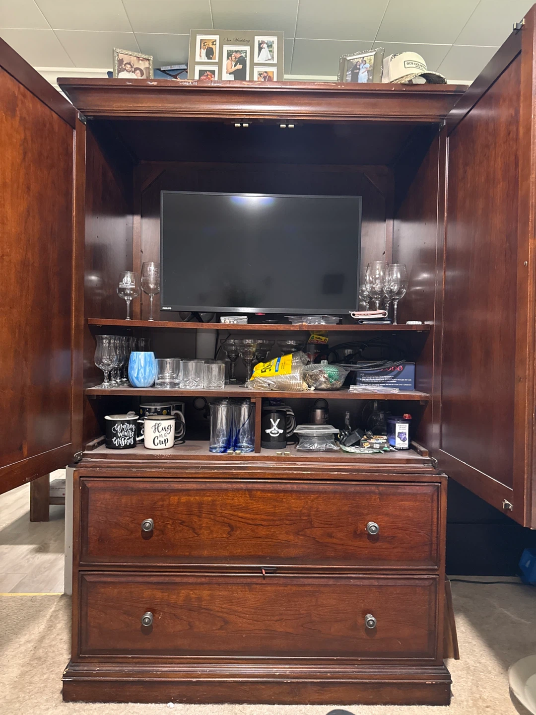 Wooden Media Cabinet with Glassware and Mugs