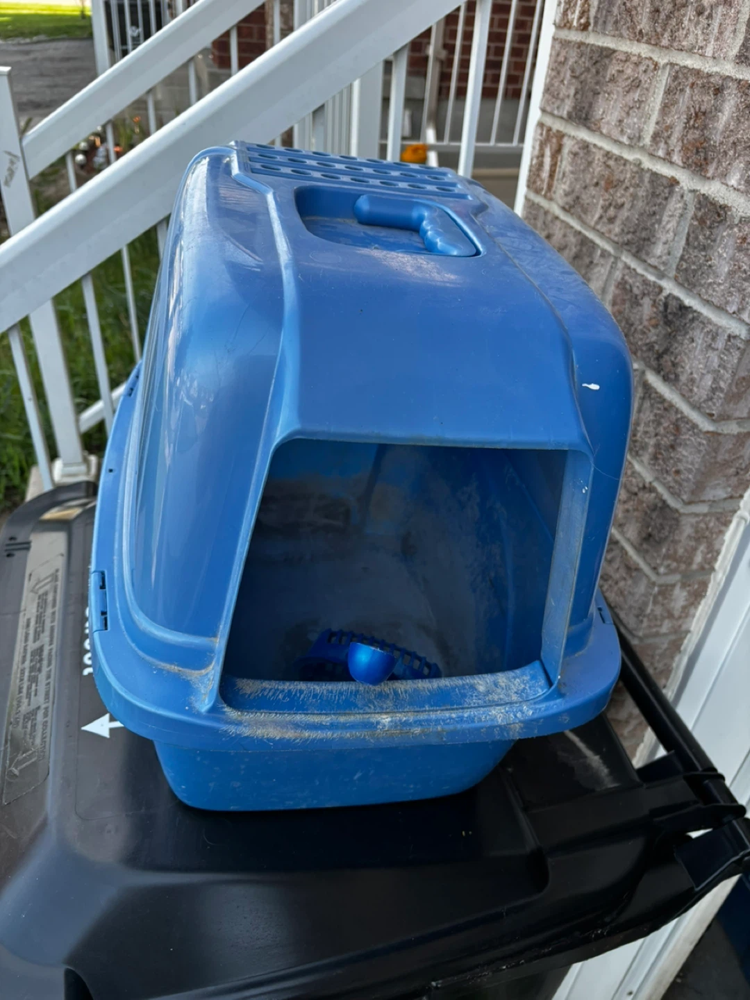 Blue Hooded Cat Litter Box with Scoop - photo 2