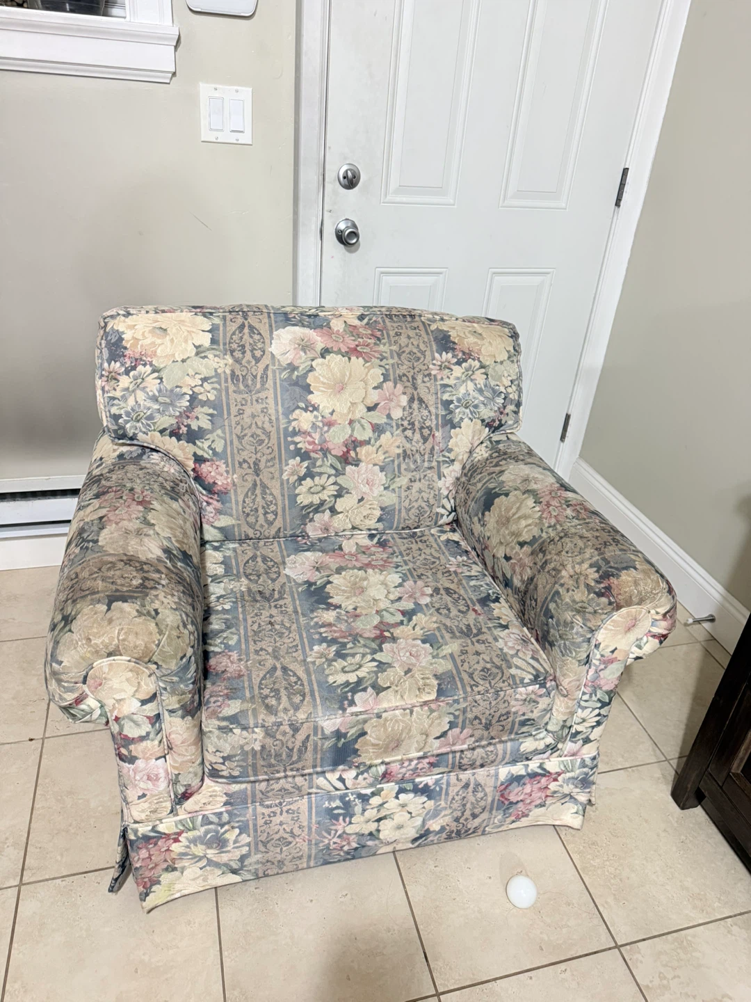 Floral Print Sofa and Armchair Set