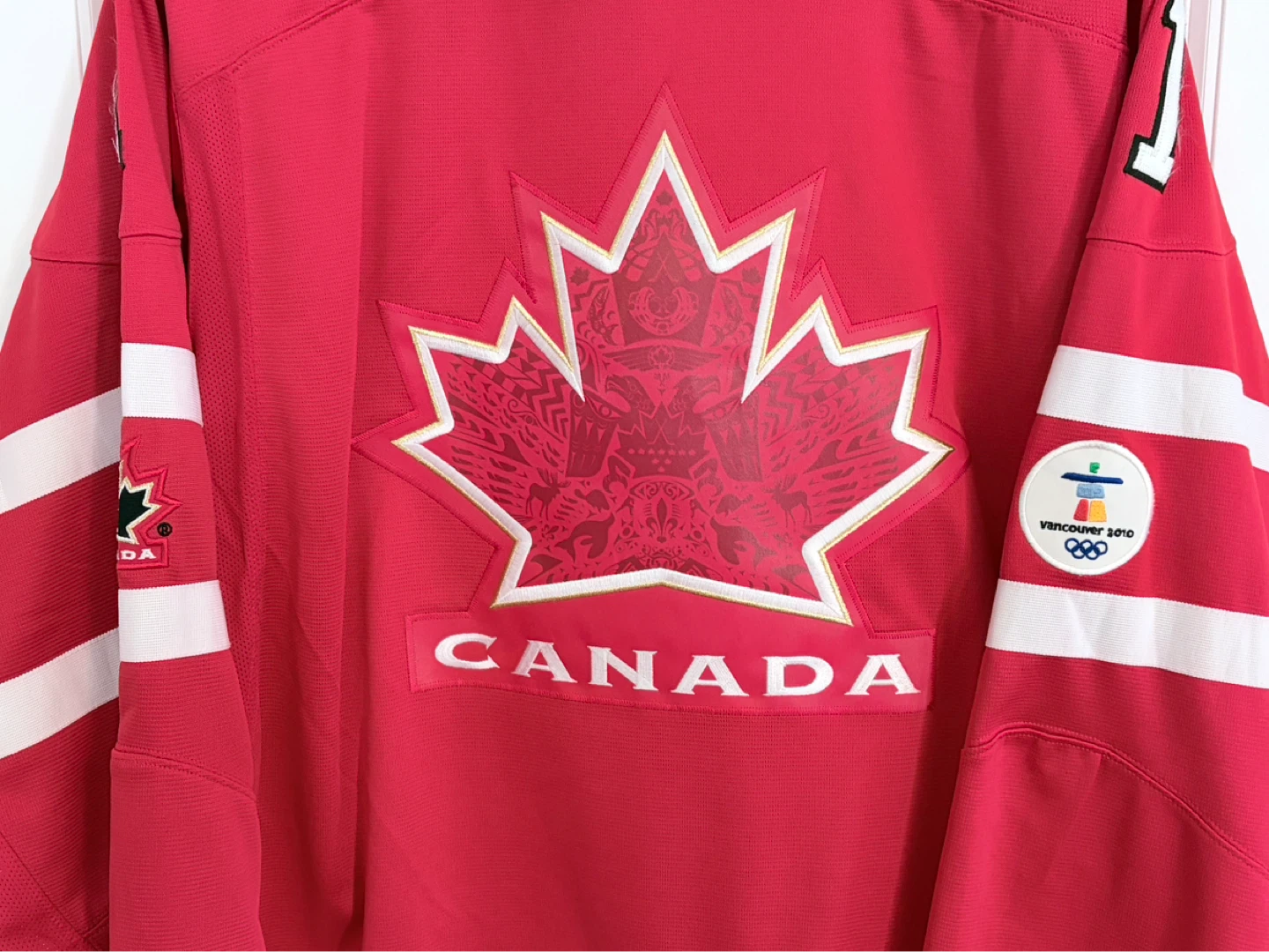BNWT Authentic Nike 2010 Canada Roberto Luongo Jersey XL - photo 2
