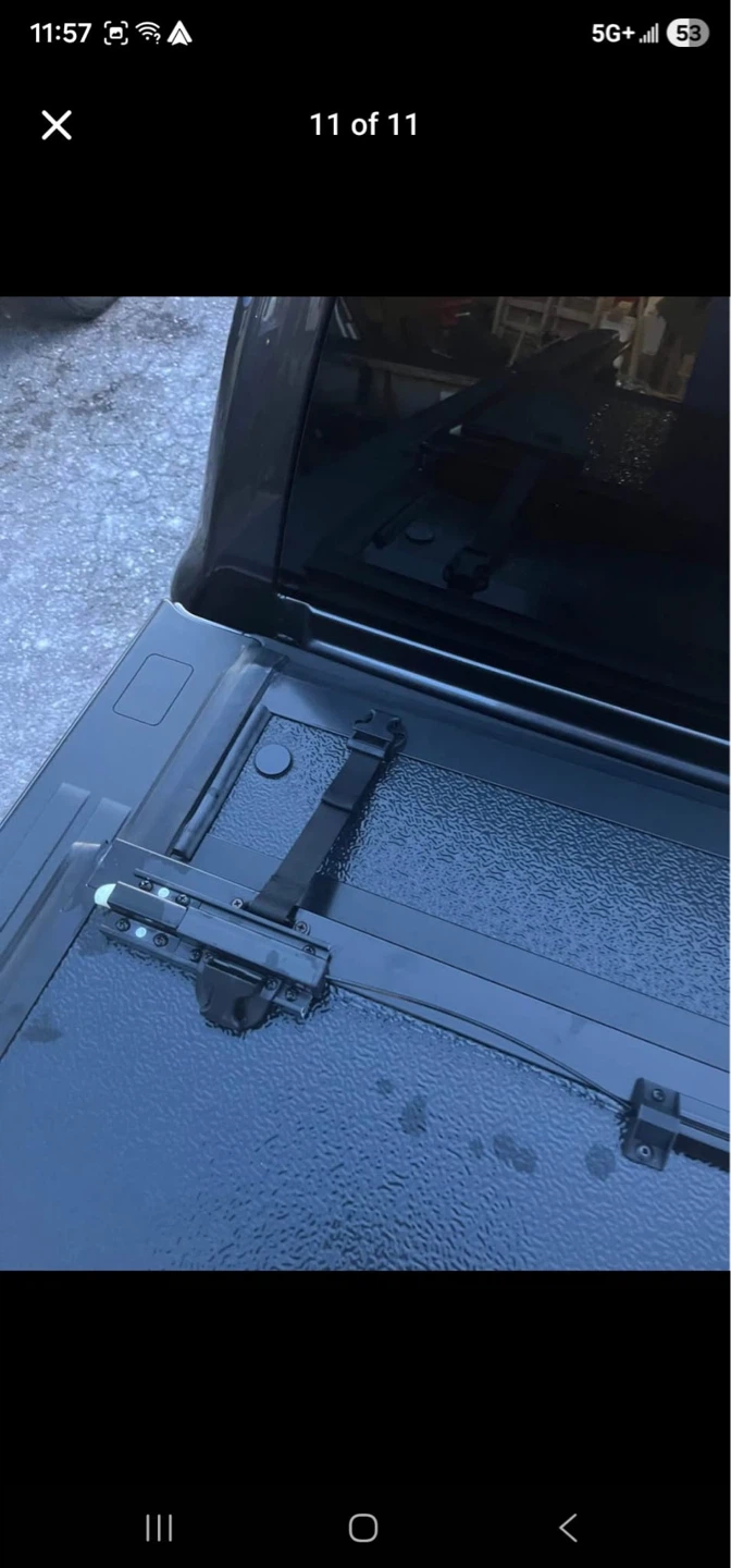 Hard Tonneau Cover - photo 4