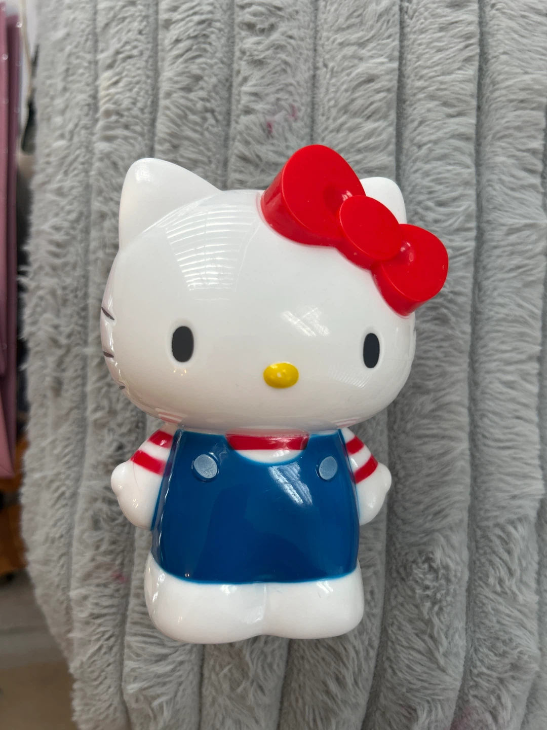 Hello Kitty Makeup Holder