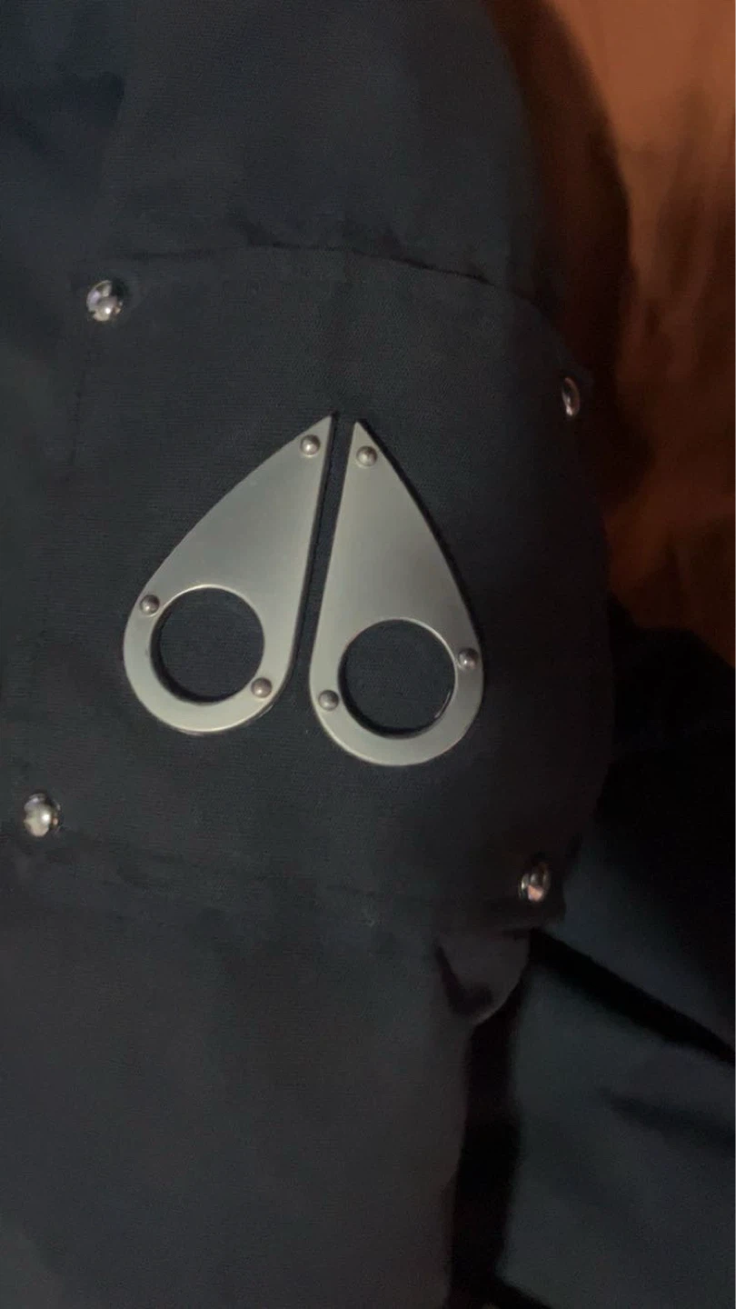 Moose Knuckles Black Down Parka Jacket - photo 2