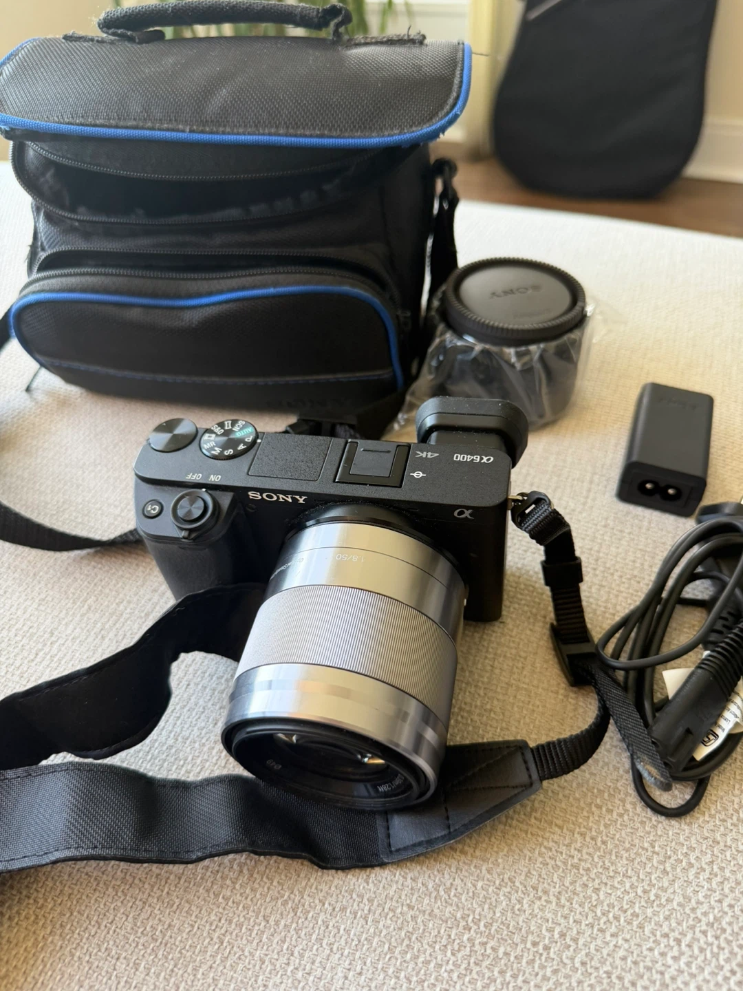 Sony a6400 + 50mm f/1.8 OSS Lens Bundle — Barely Used