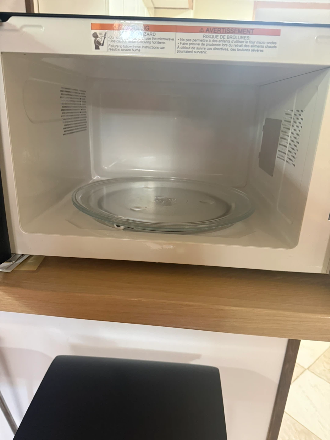 Hamilton Beach Microwave - photo 3